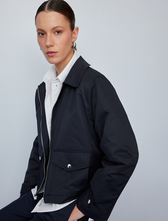  Kapaklı Cep Detaylı Fermuarlı Gabardin Mevsimlik Ceket