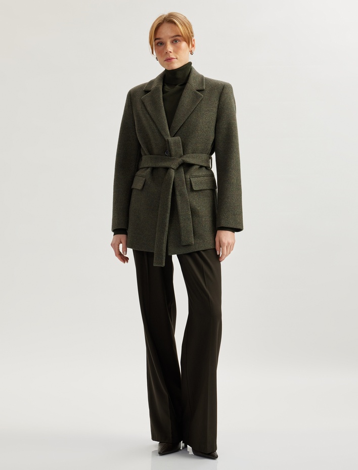  Kemer Detaylı Kruvaze Kısa Kaşe Kaban