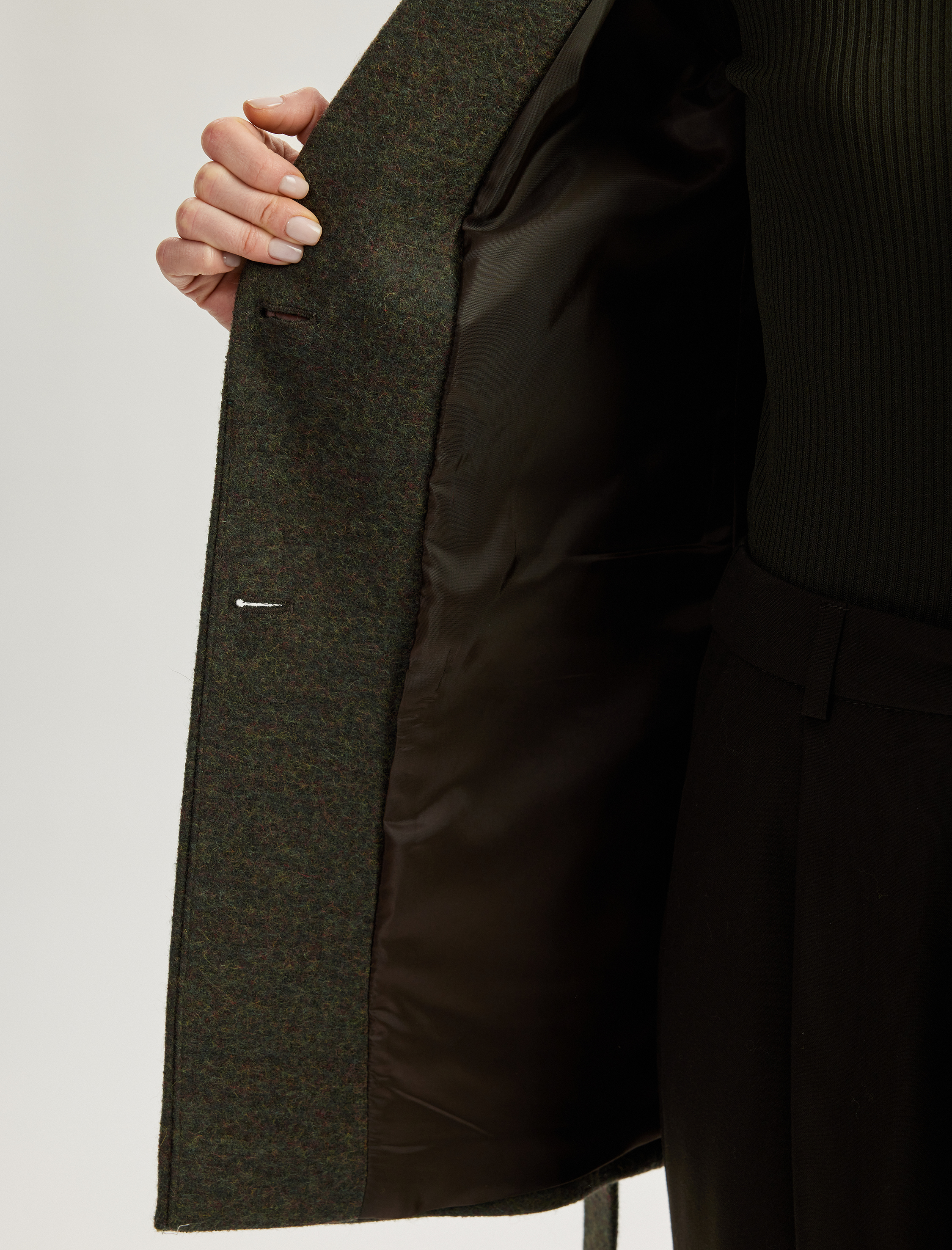   Kemer Detaylı Kruvaze Kısa Kaşe Kaban