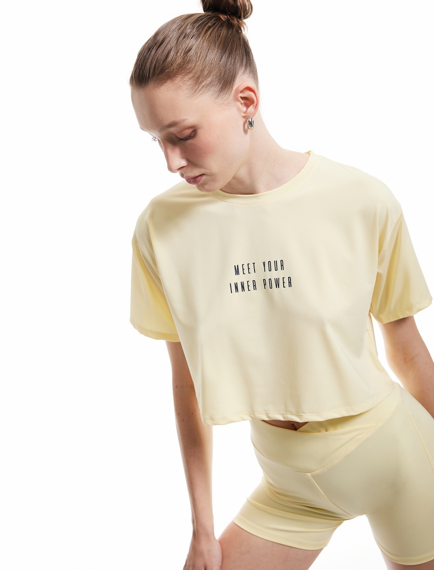 Koton Kadın Slogan Baskılı Kısa Kollu Bisiklet Yaka Spor Crop T-Shirt