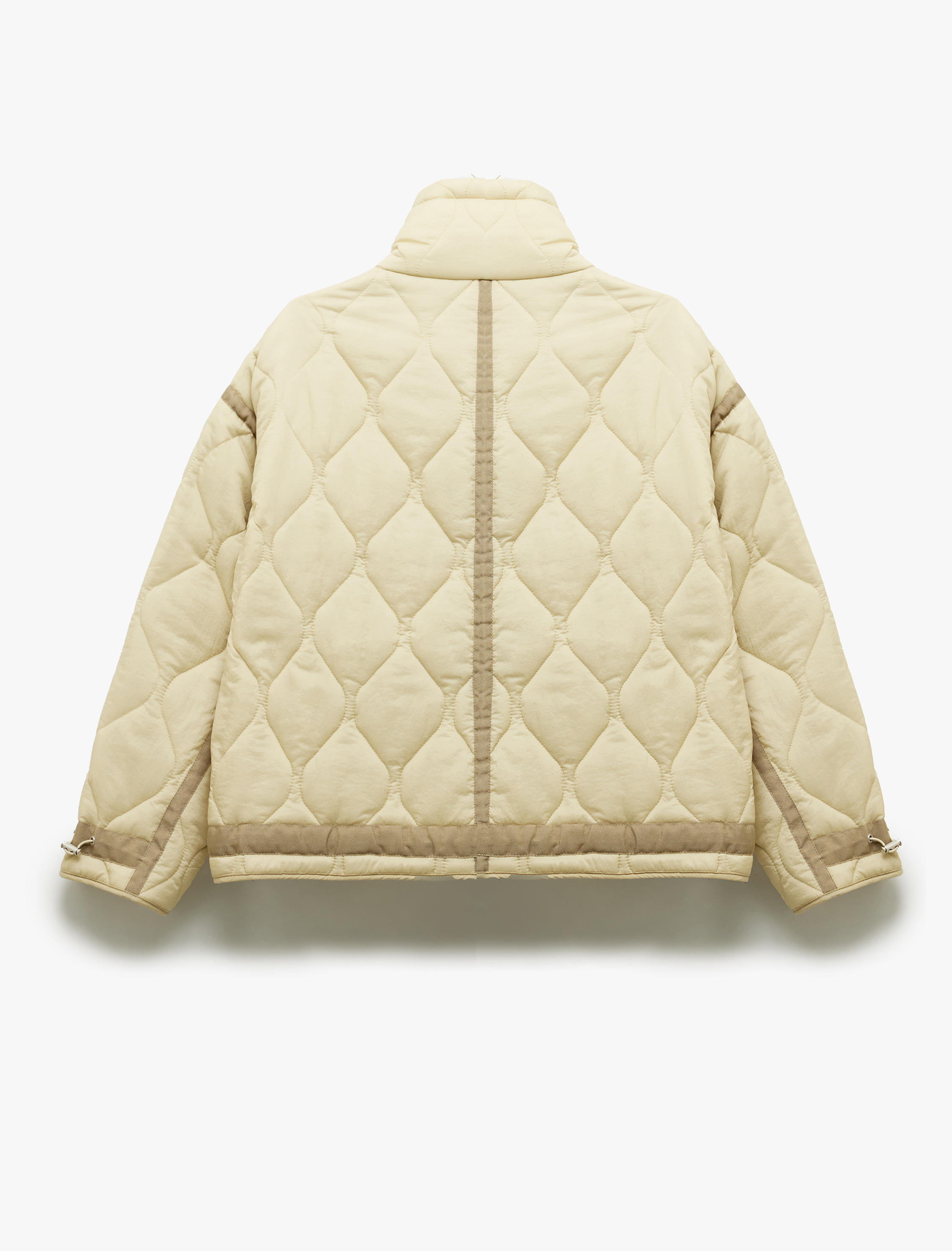   Kemer Detaylı Dik Yaka Uzun Kollu Fermuarlı Cepli Oversize Kapitone Mont