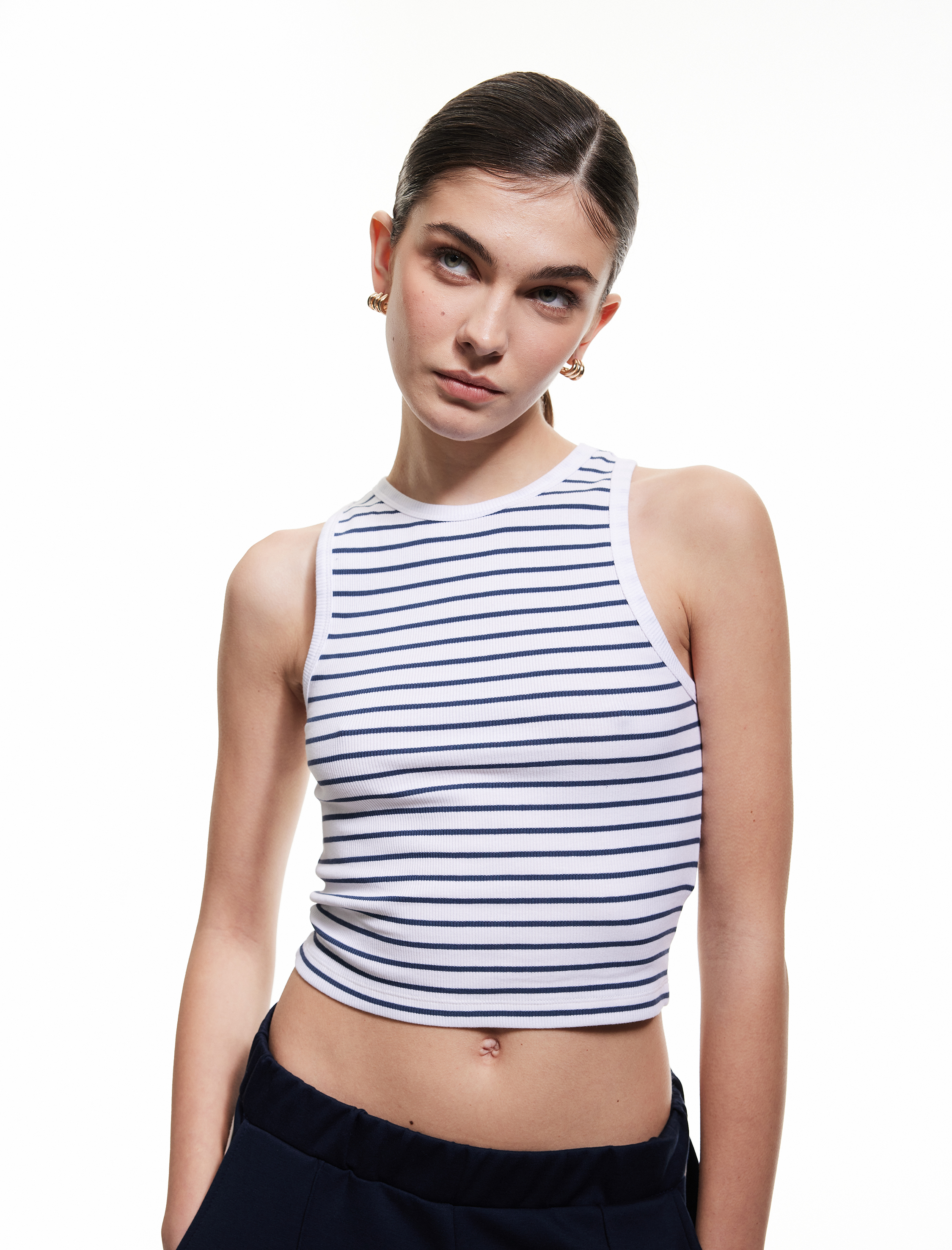   Pamuklu Kolsuz Bisiklet Yaka Fitilli Crop Atlet