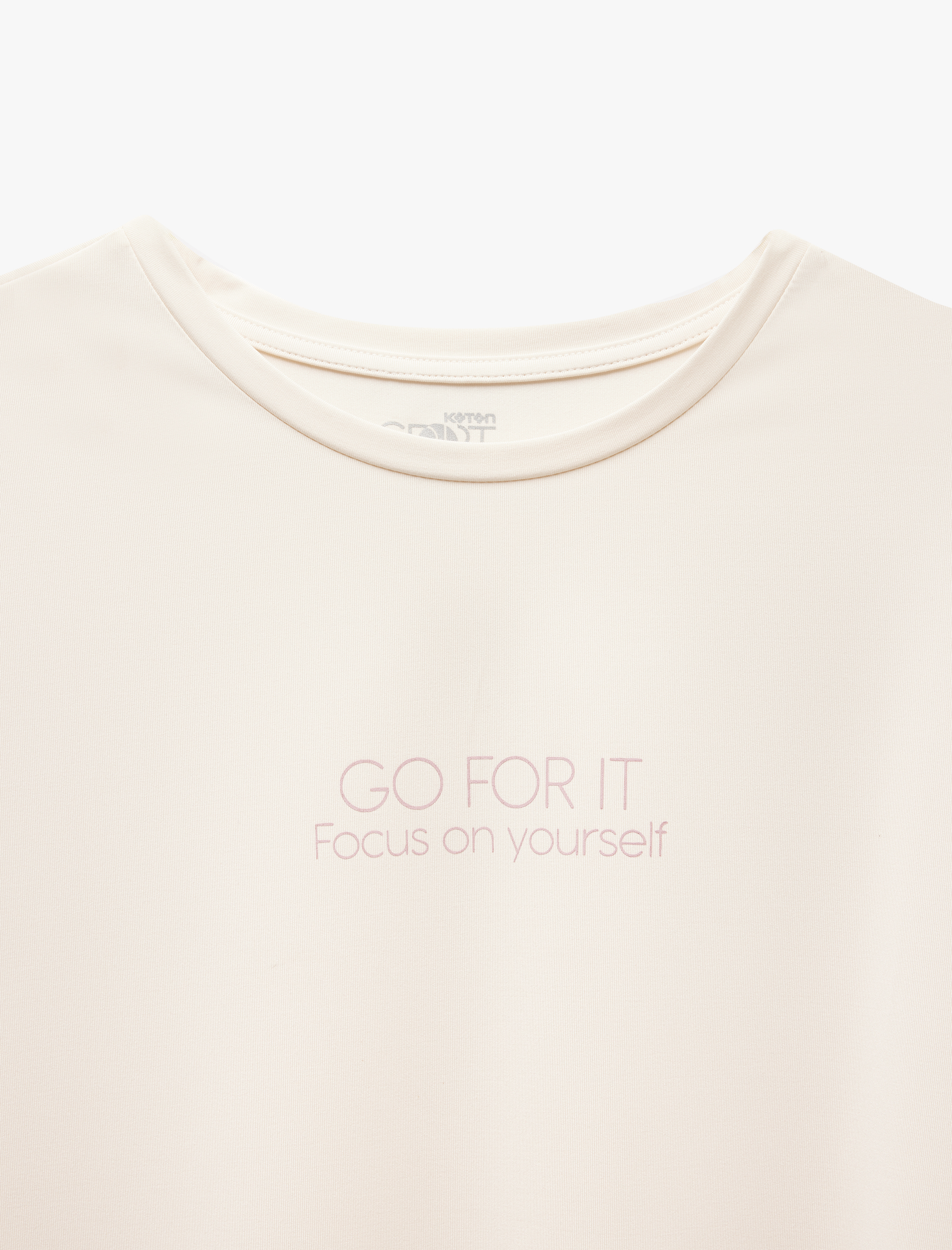   Yırtmaç Detaylı Bisiklet Yaka Baskılı Kısa Kollu Spor Tişört