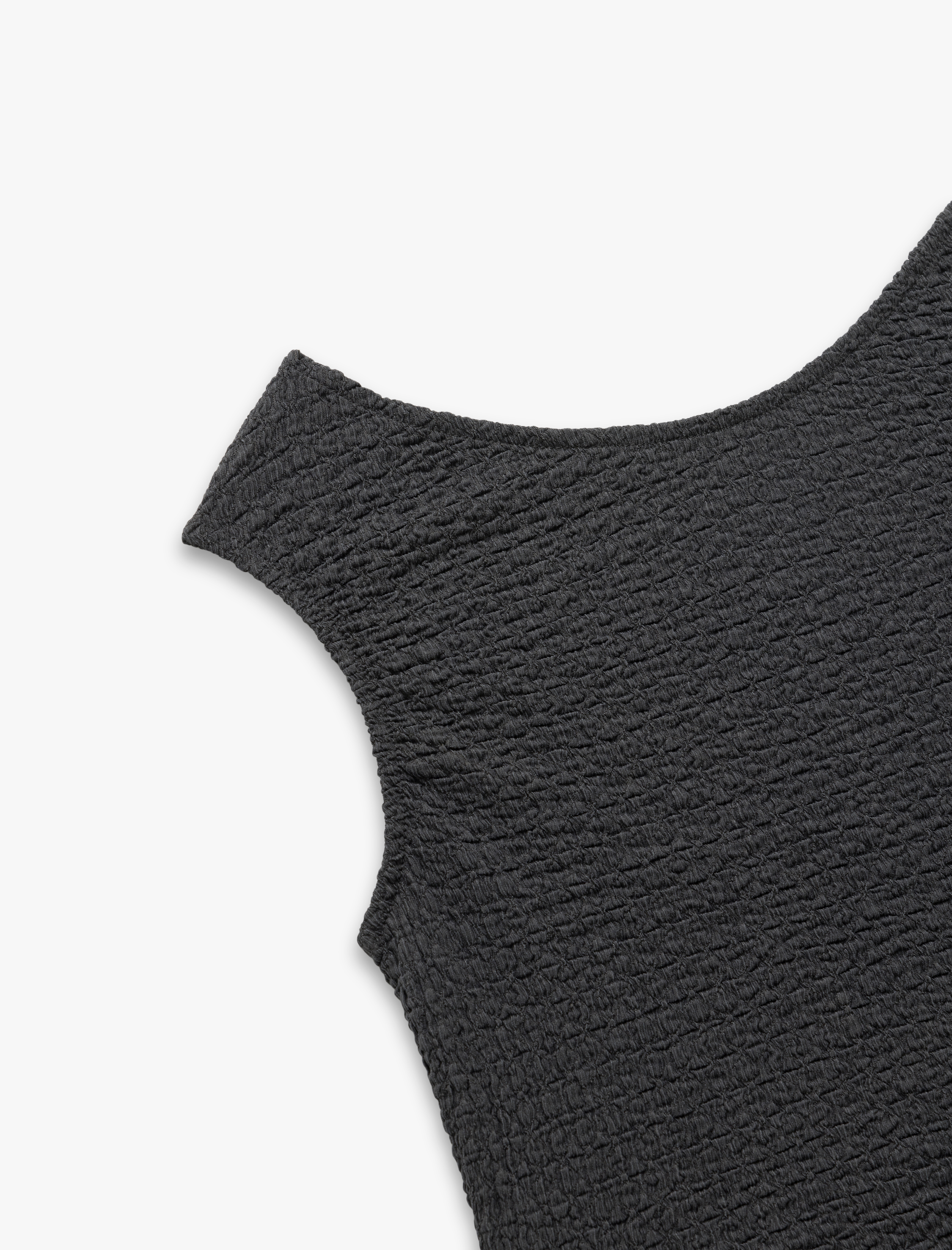   Dokulu Slim Fit Arkası Dekolte Detaylı Crop Kolsuz Atlet