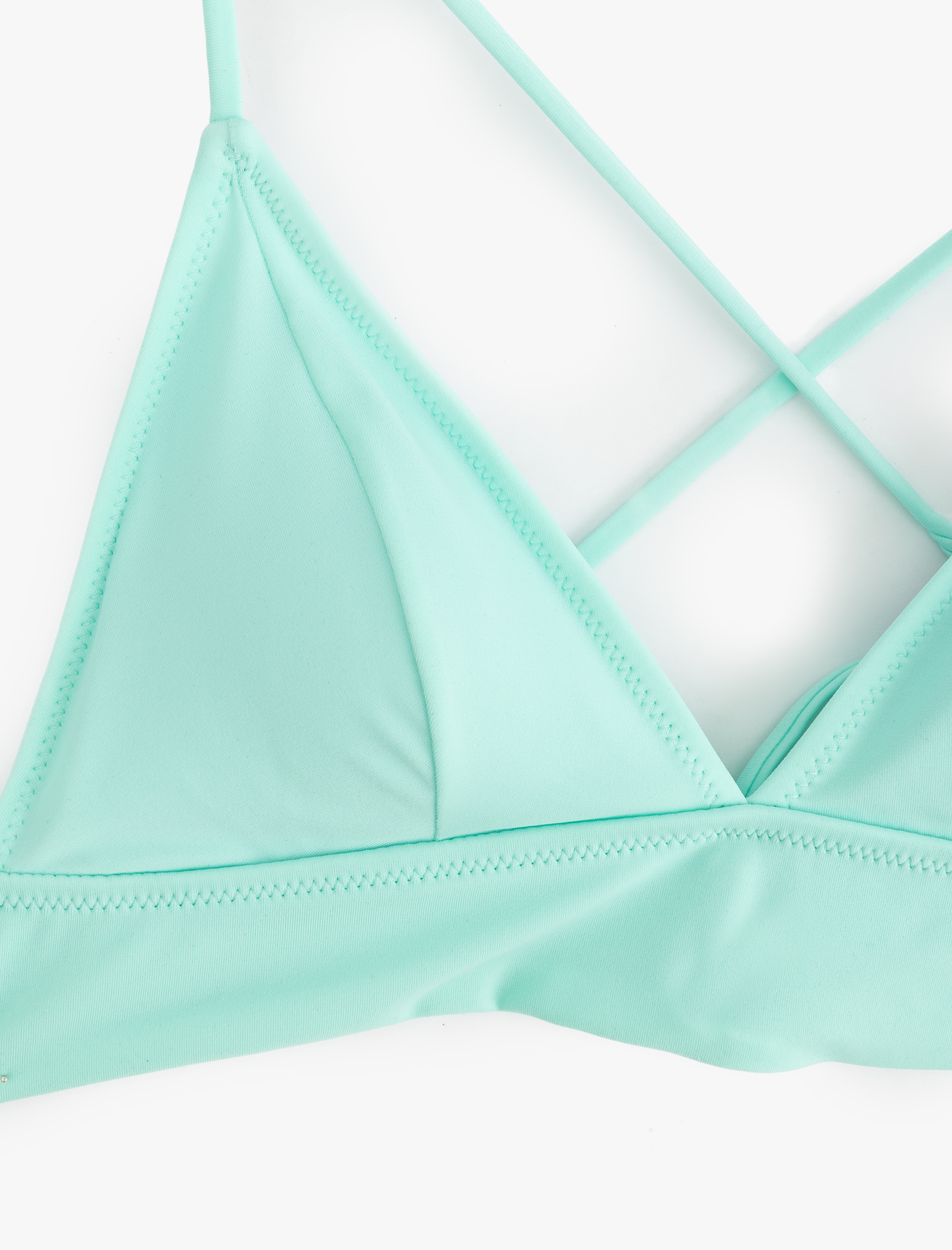   Bağlama Detaylı Arkası Çapraz Askılı Bralet Bikini Üstü