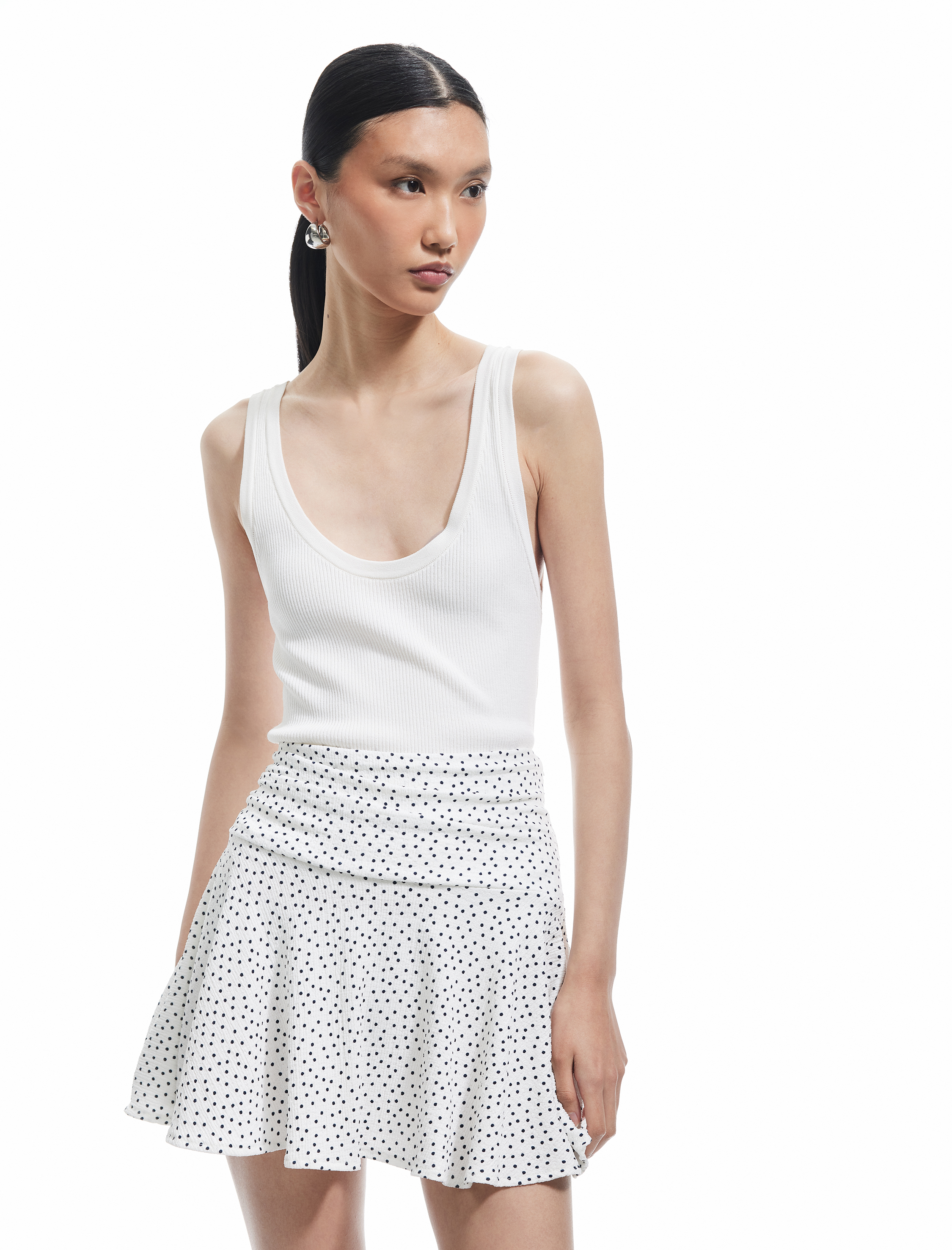   Drape Detaylı Slim Fit Puantiye Desenli Mini Kloş Etek