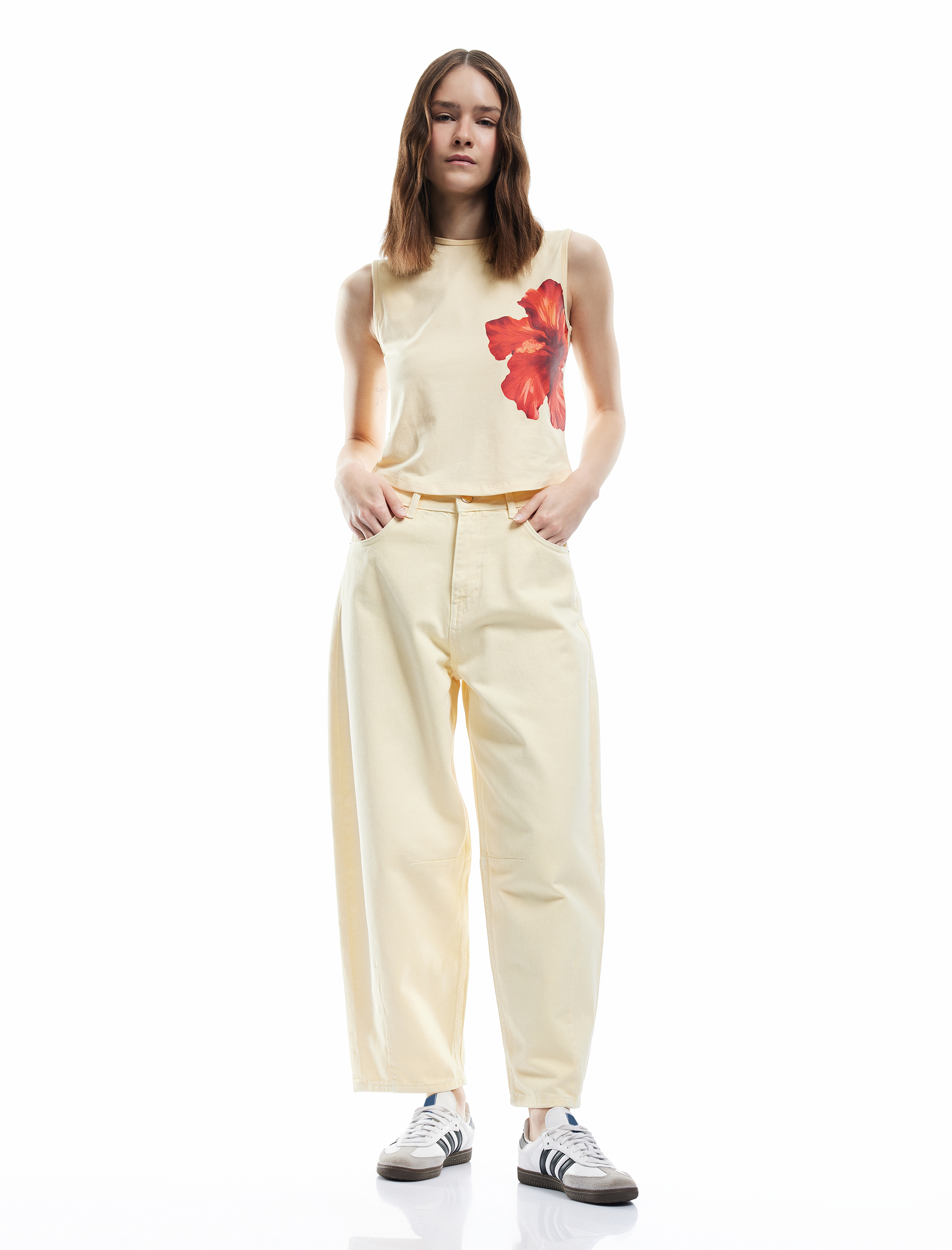   Pamuklu Cep Detaylı Rahat Kesim Barrel Fit Jean Pantolon - Barrel Jean