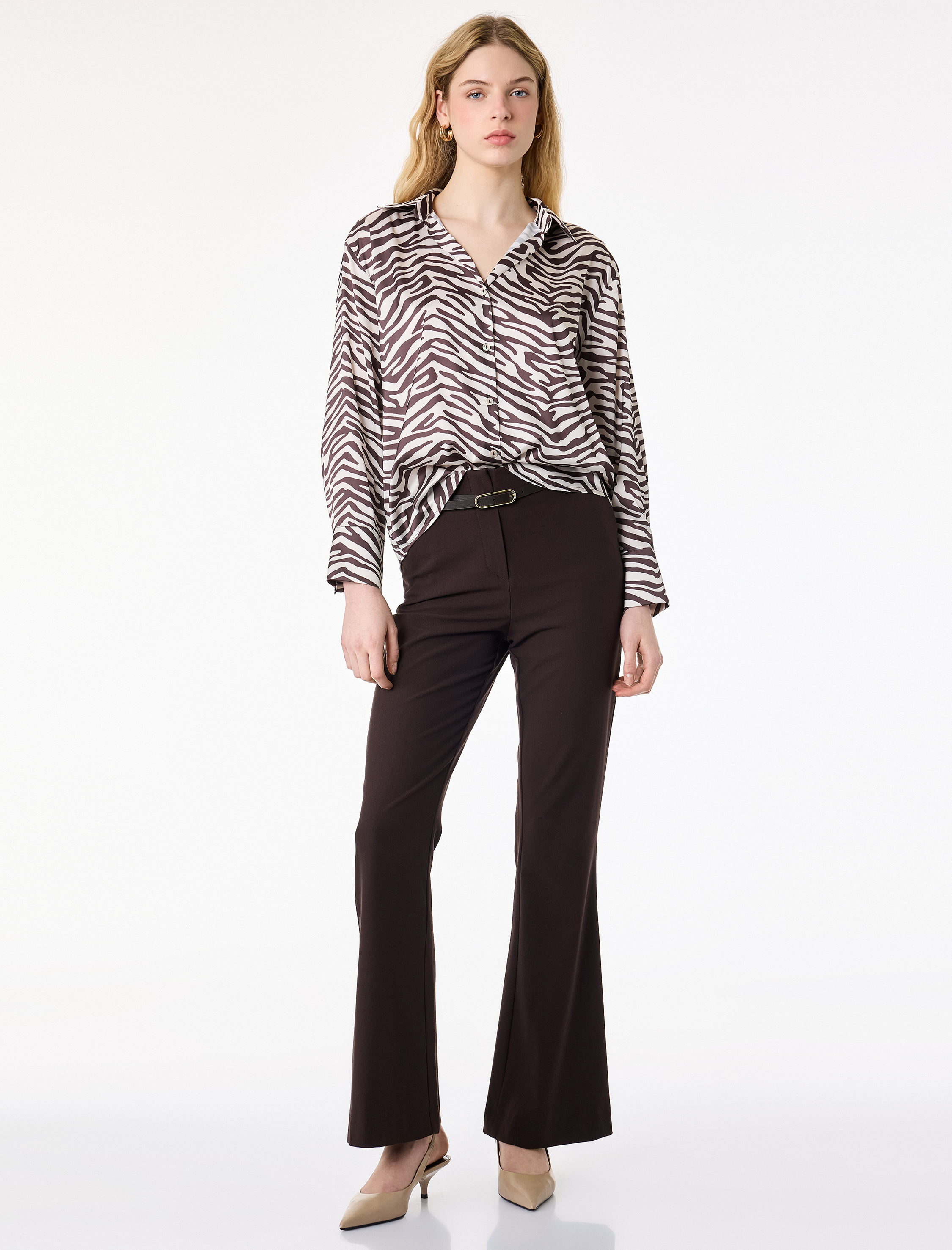   Uzun Kollu Düğmeli Zebra Desenli Klasik Yaka Saten Gömlek