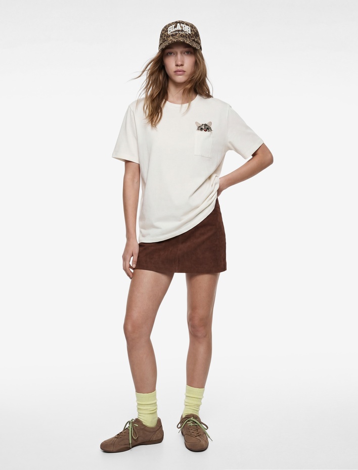  Cep Detaylı Kısa Kollu Bisiklet Yaka Pamuklu Kedi Nakışlı Oversize Tişört