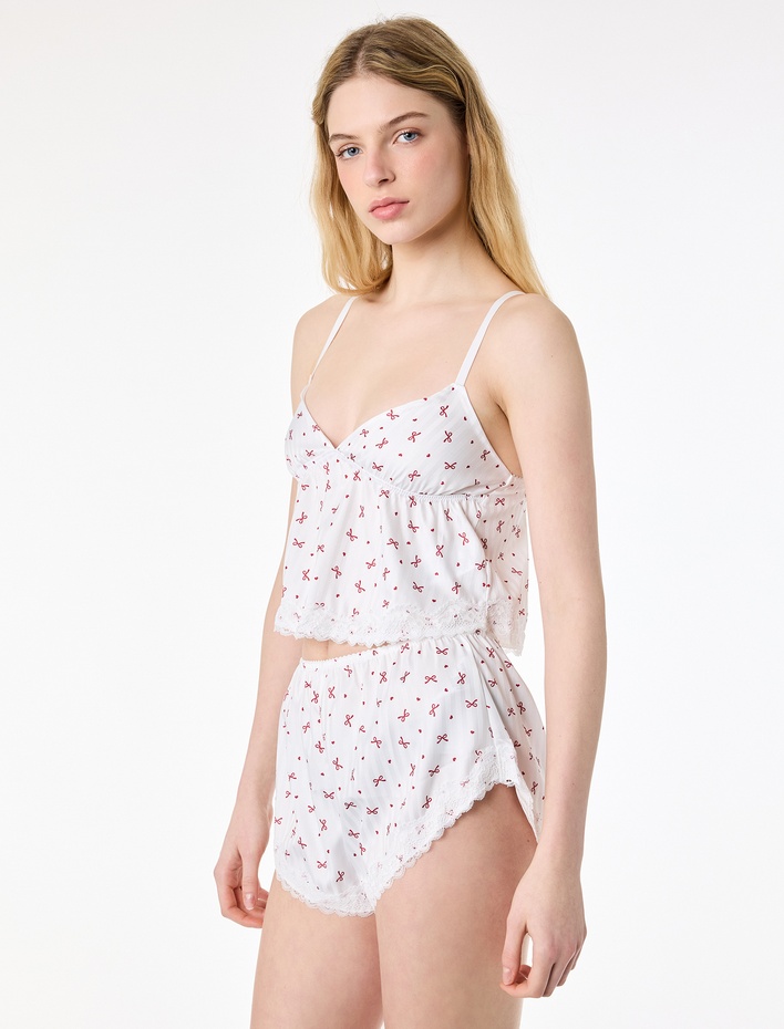  Rahat Kesim Fiyonk Baskılı Dantel Detaylı Mini Pijama Altı