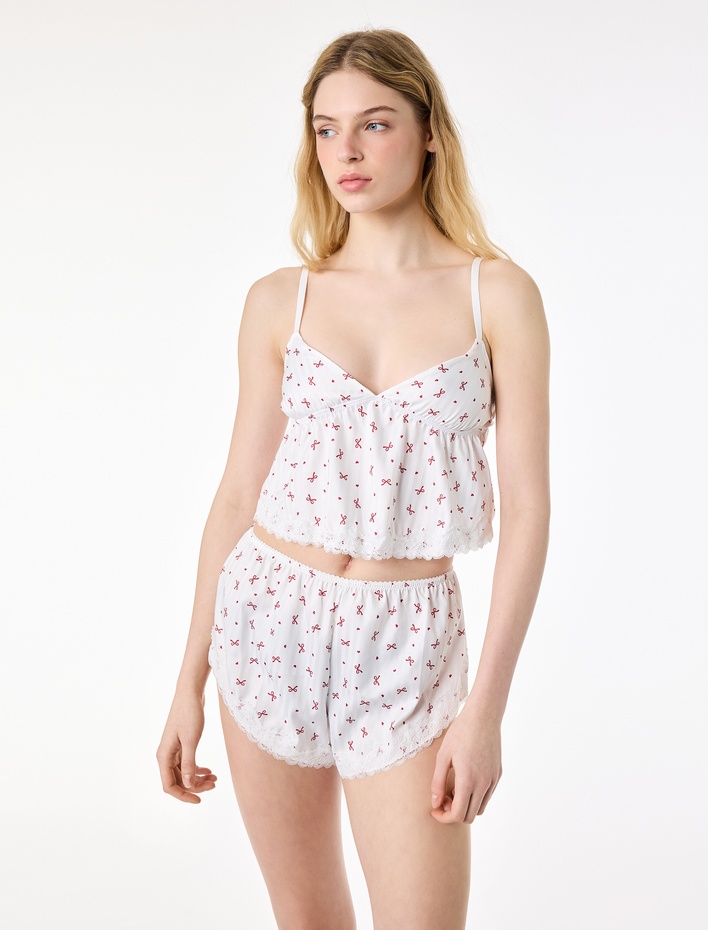  Fiyonk Baskılı Dantel Detaylı V Yaka Askılı Pijama Üstü