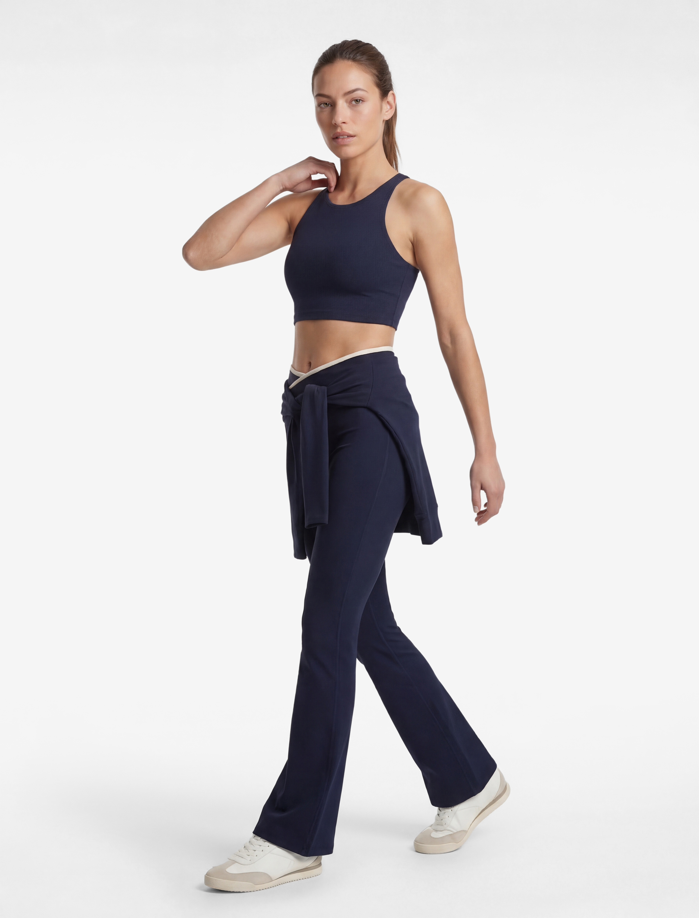   Slim Fit Asimetrik Yüksek Bel Biyeli İspanyol Paça Spor Tayt