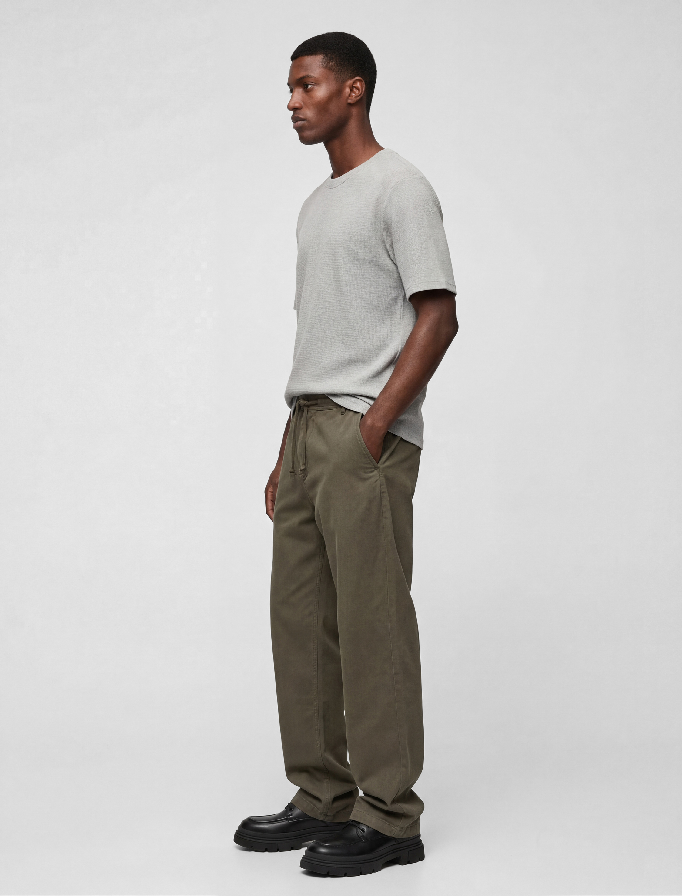   Regular Fit Kısa Kollu Pamuklu Waffle Dokulu Bisiklet Yaka Tişört