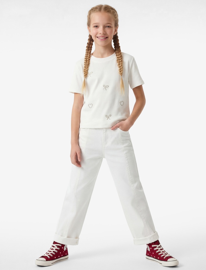 Kız Çocuk Pamuklu Kısa Kollu Bisiklet Yaka Kalp ve Fiyonk Aksesuar Detaylı Tişört