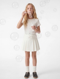 Pamuklu Kısa Kollu Bisiklet Yaka Pullu Payetli  Çiçekli Tişört