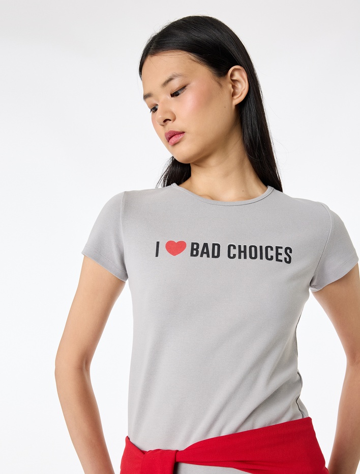  Slim Fit Kısa Kollu Bisiklet Yaka Baskılı Tişört