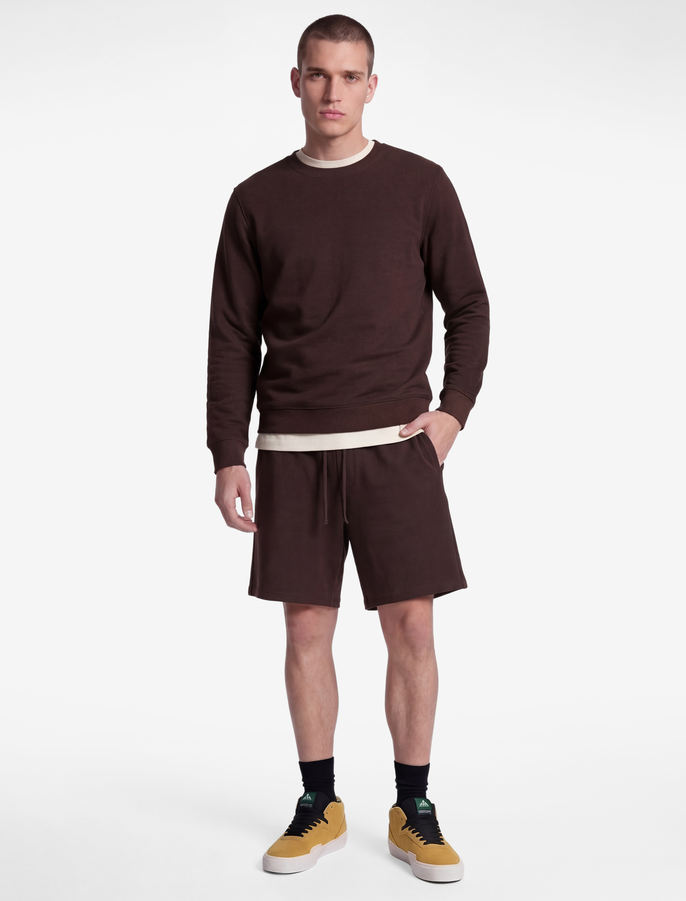   Bermuda Cep Detaylı Beli Bağcıklı Şort