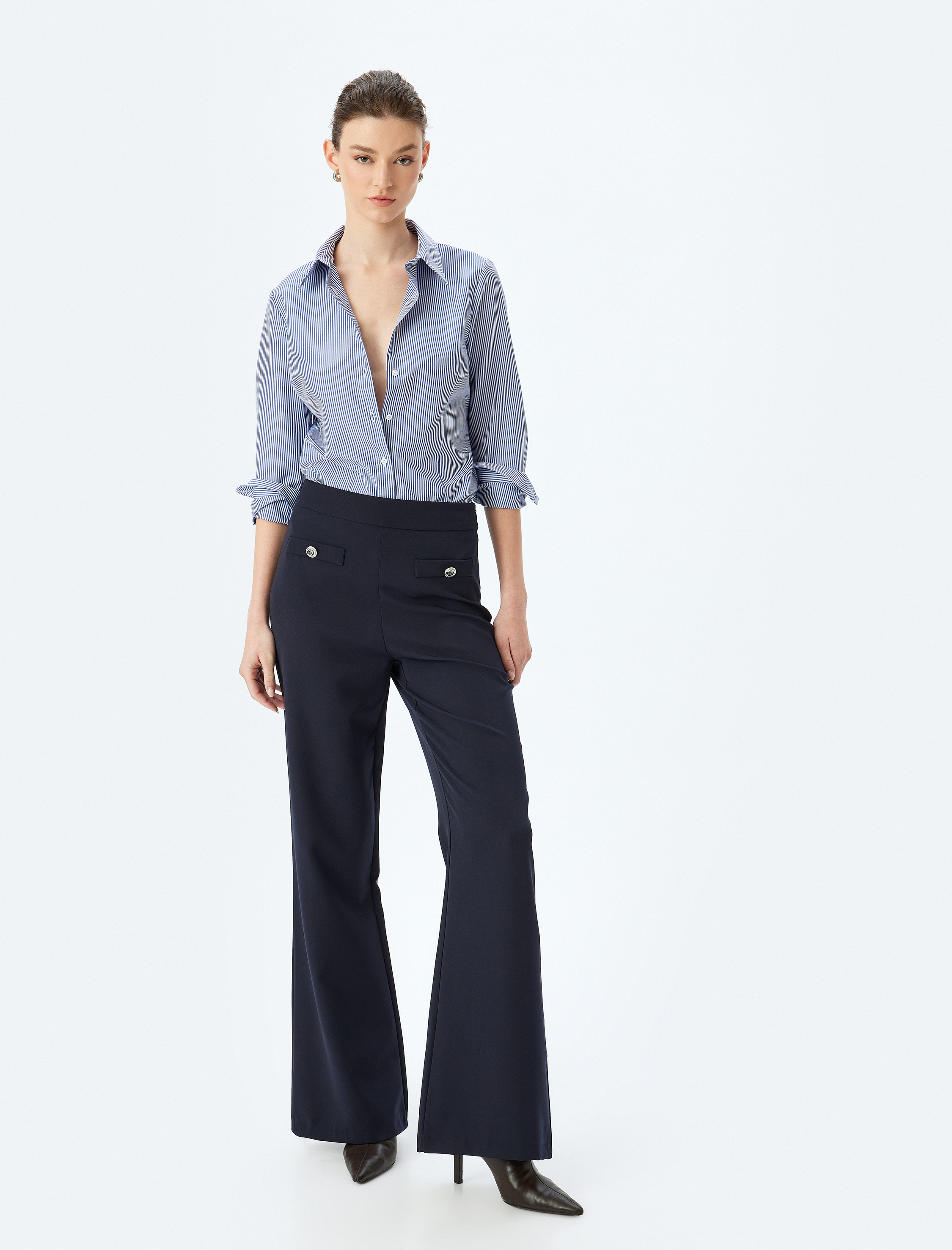   Klasik Yaka Uzun Kollu Slim Fit Gömlek