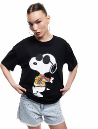 Snoopy Baskılı Kısa Kollu Bisiklet Yaka Lisanslı Tişört