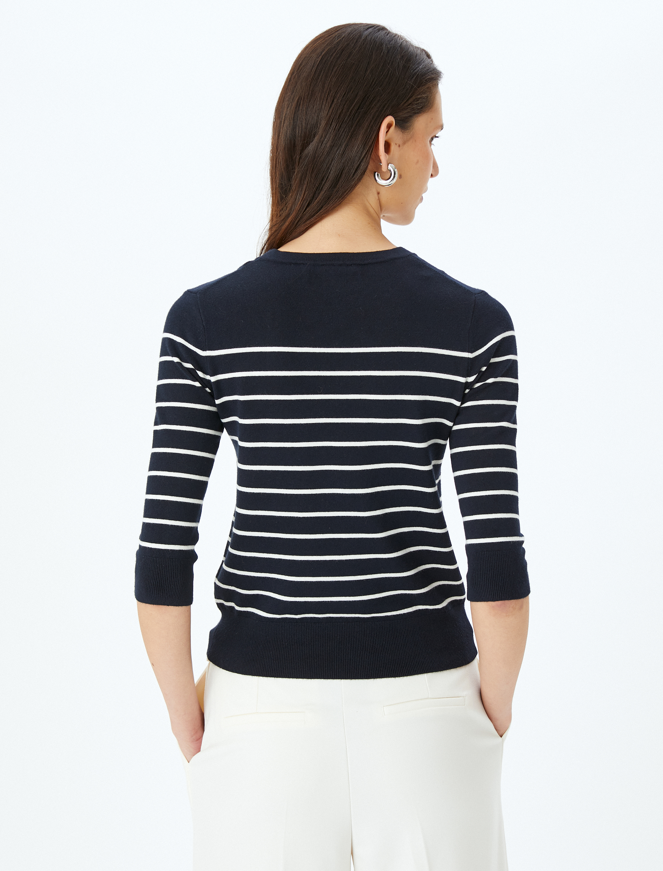   Yuvarlak Yaka 3/4 Uzun Kollu Çizgili Triko Kazak