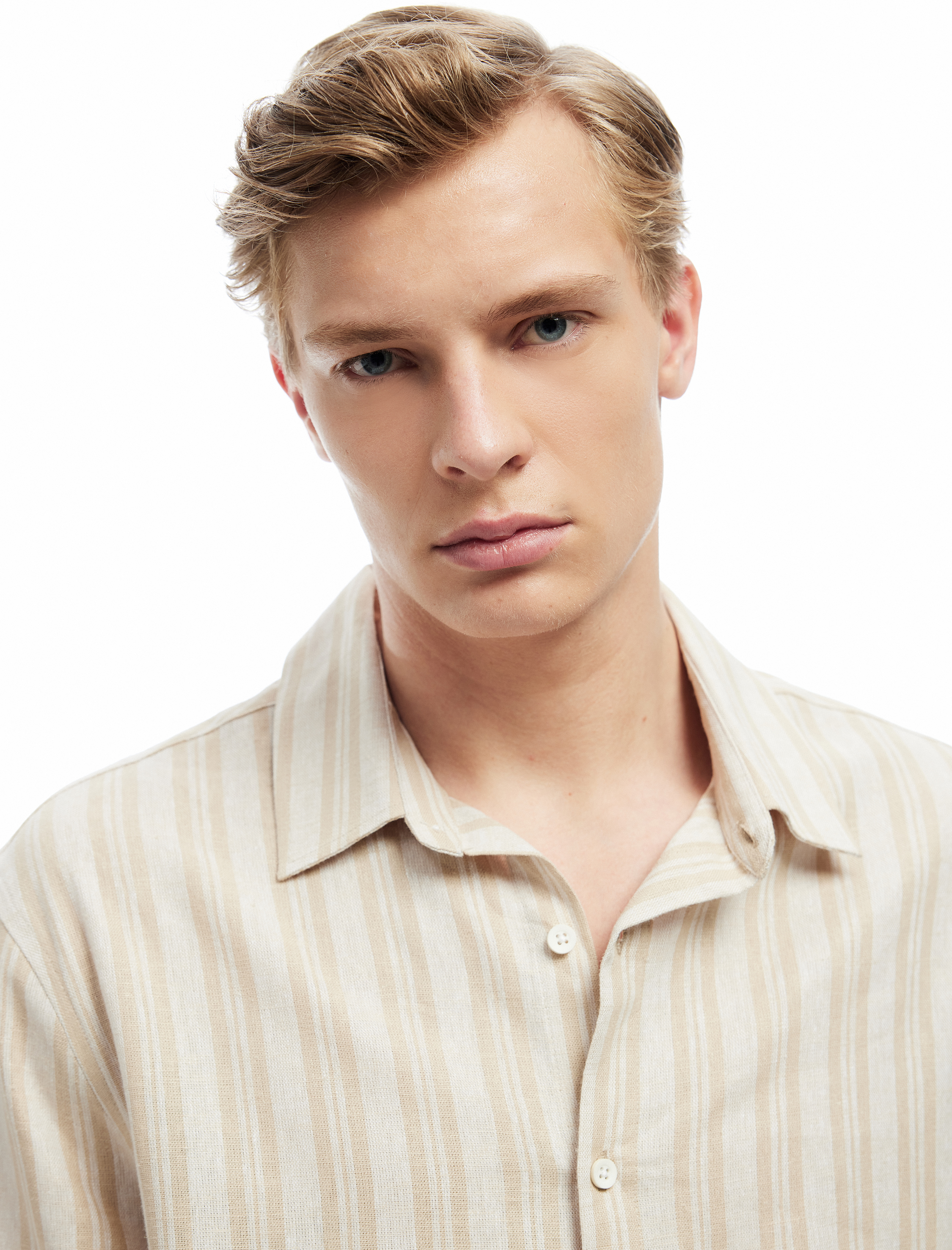   Kısa Kollu Regular Fit Çizgili Keten Karışımlı Gömlek