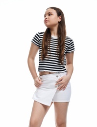 Kısa Kollu Bisiklet Yaka Çizgili Crop Tişört