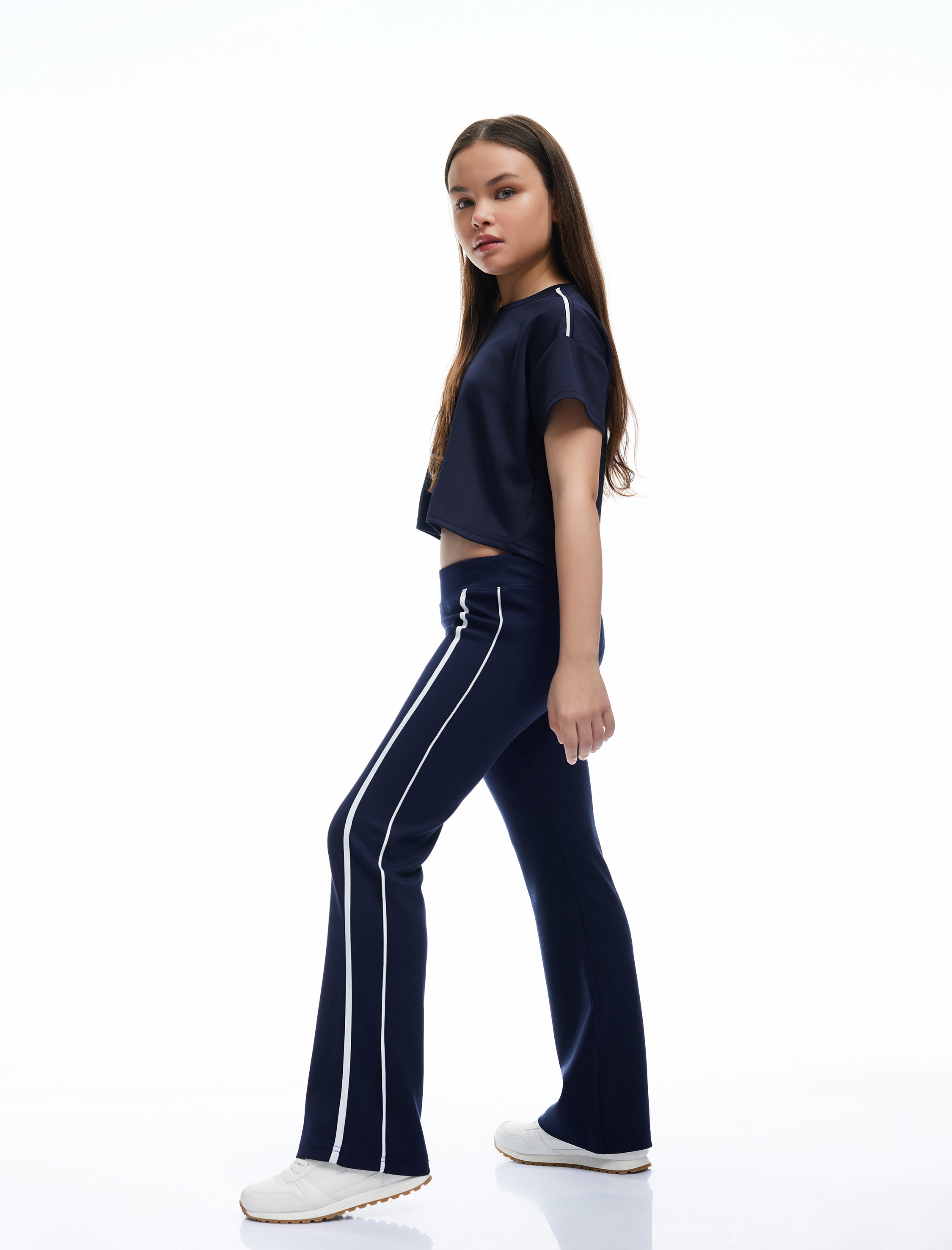  Kız Çocuk Beli Lastikli Viskon Karışımlı İspanyol Paça Pantolon