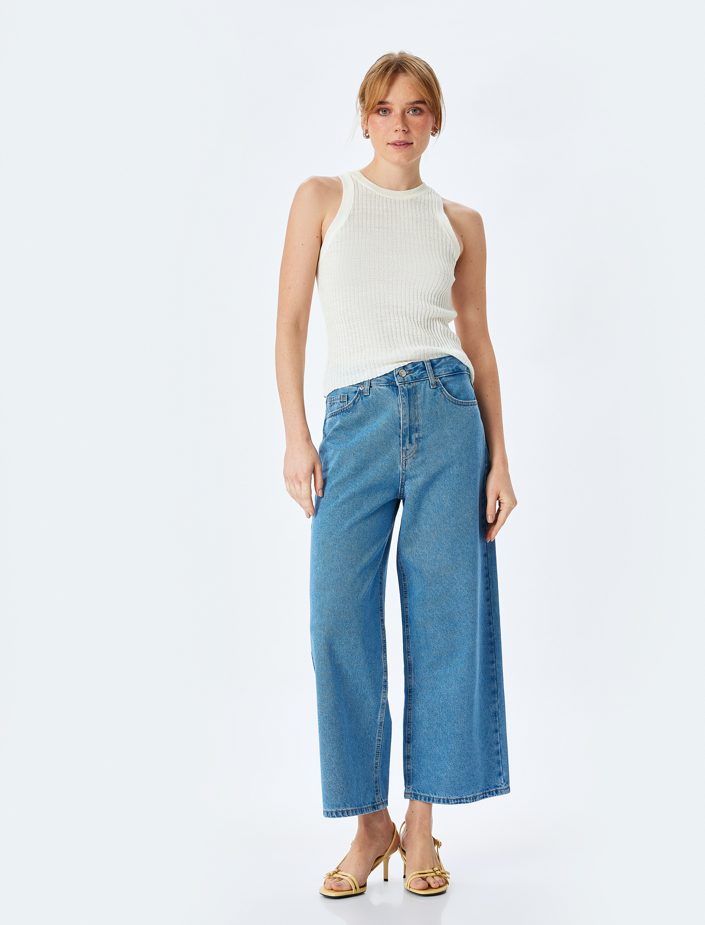   Yüksek Bel Düğmeli Cepli Kısa Geniş Paça Denim Pantolon -  Crop Wide Leg Jeans