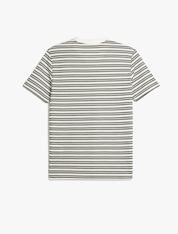  Çizgili Kısa Kollu Bisiklet Yaka Slim Fit Tişört