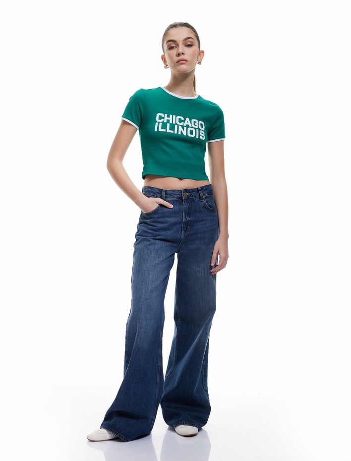  Pamuklu Bisiklet Yaka Kısa Kollu Kolej Temalı Baskılı Kadın Tişört