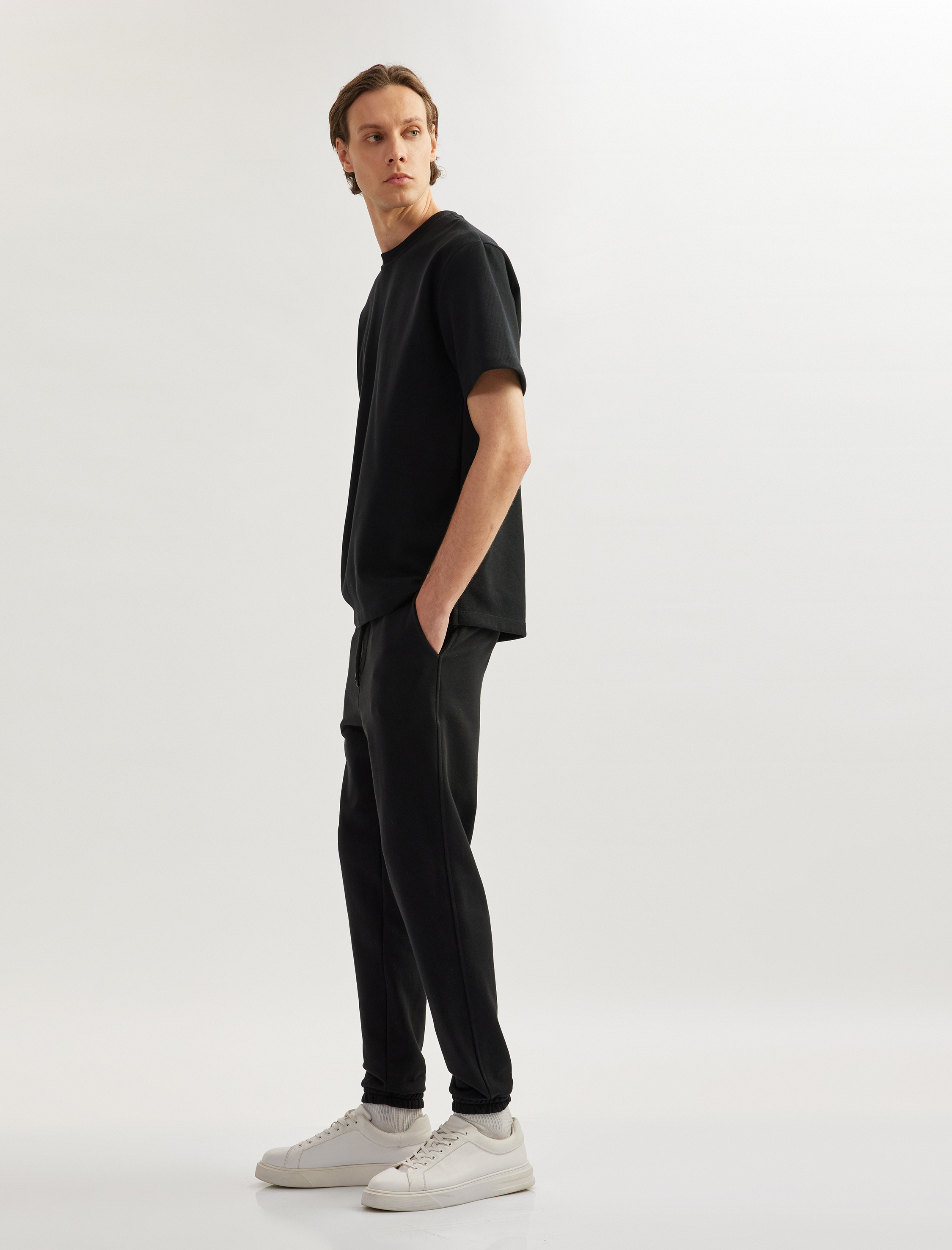   Lastikli Paça Cep Detaylı Beli Bağcıklı Jogger Eşofman Altı