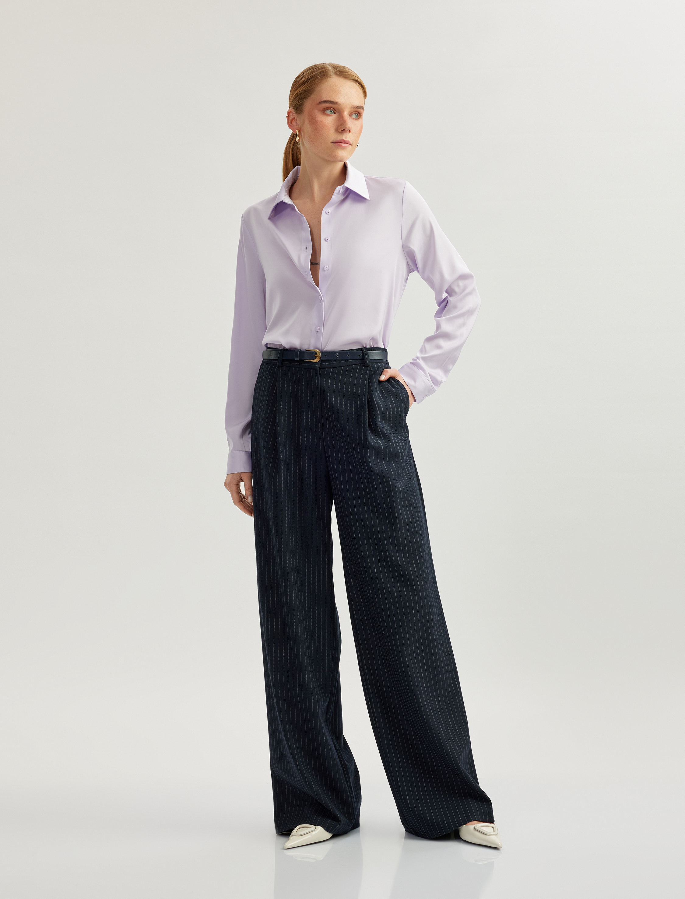   Klasik Yaka Uzun Kollu Saten Gömlek