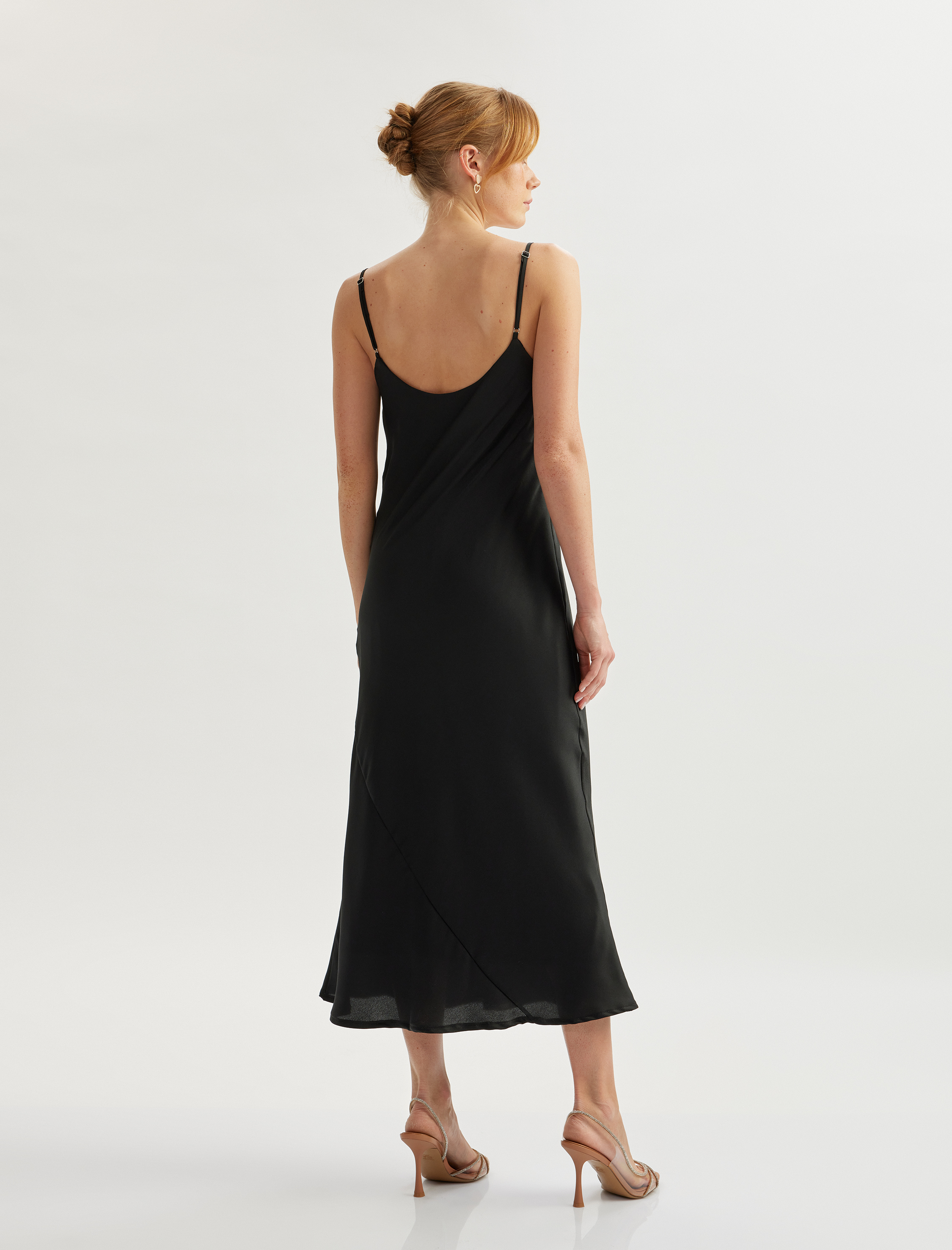   İp Askılı Degaje Yaka Volanlı Slip Midi Abiye Elbise