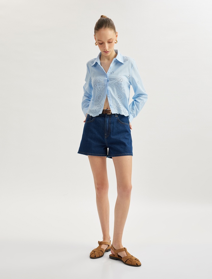  Düğmeli Fisto Detaylı Uzun Kollu Klasik Yaka Gömlek