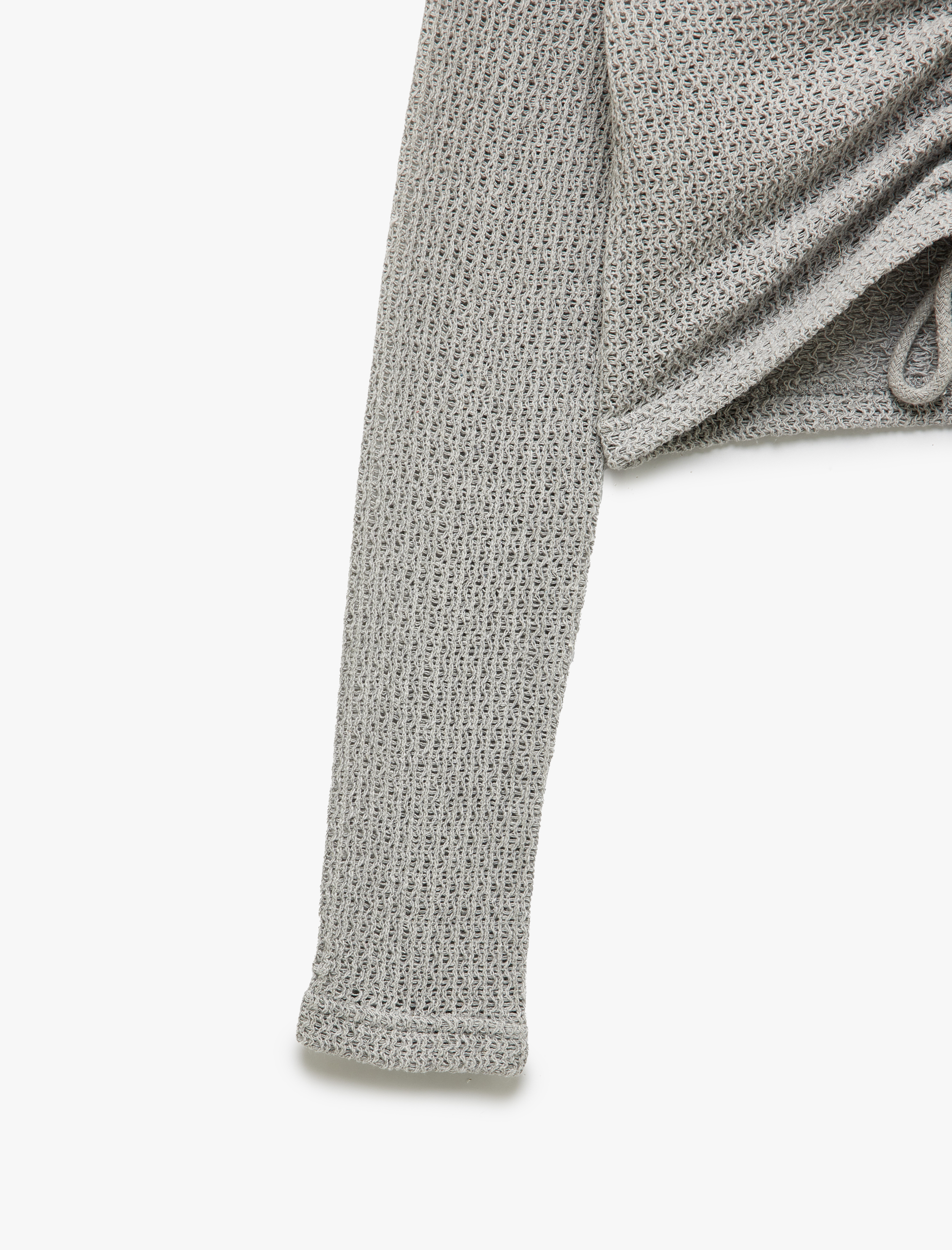   Uzun Kollu Büzgülü V Yaka Triko Crop Tişört