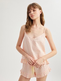 Rahat Kalıp V Yaka Pötikareli Askılı Fırfırlı Pijama Üstü