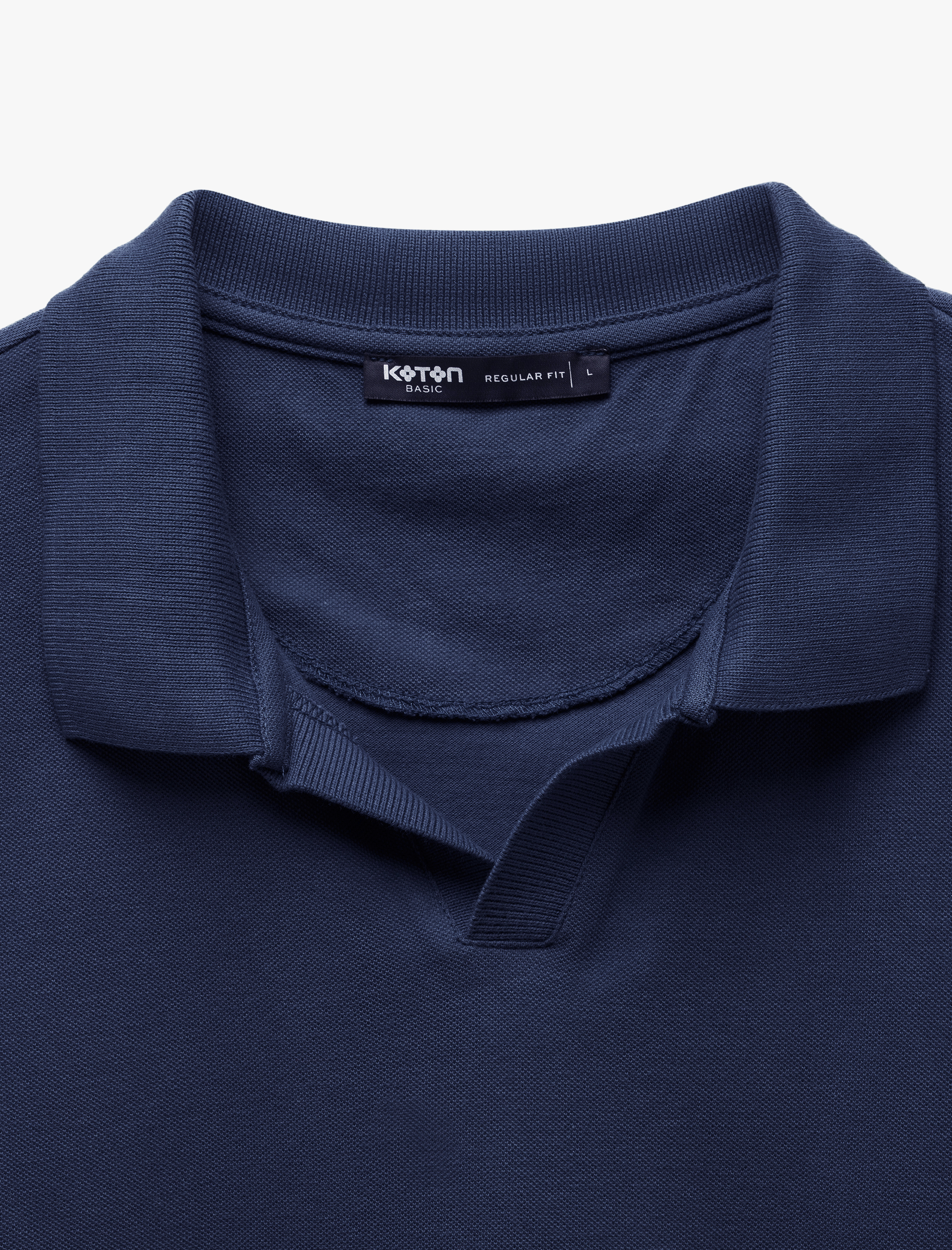   Pamuklu Pike Kumaş Kısa Kollu Regular Fit V Yaka Polo Tişört