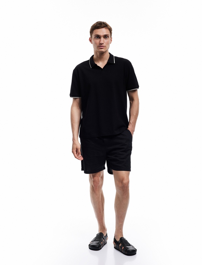  Kontrast Detaylı Pamuklu Pike Kumaş Kısa Kollu Slim Fit Polo Yaka Tişört