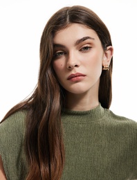 Slim Fit Dokulu Dik Yaka Kolsuz Tişört