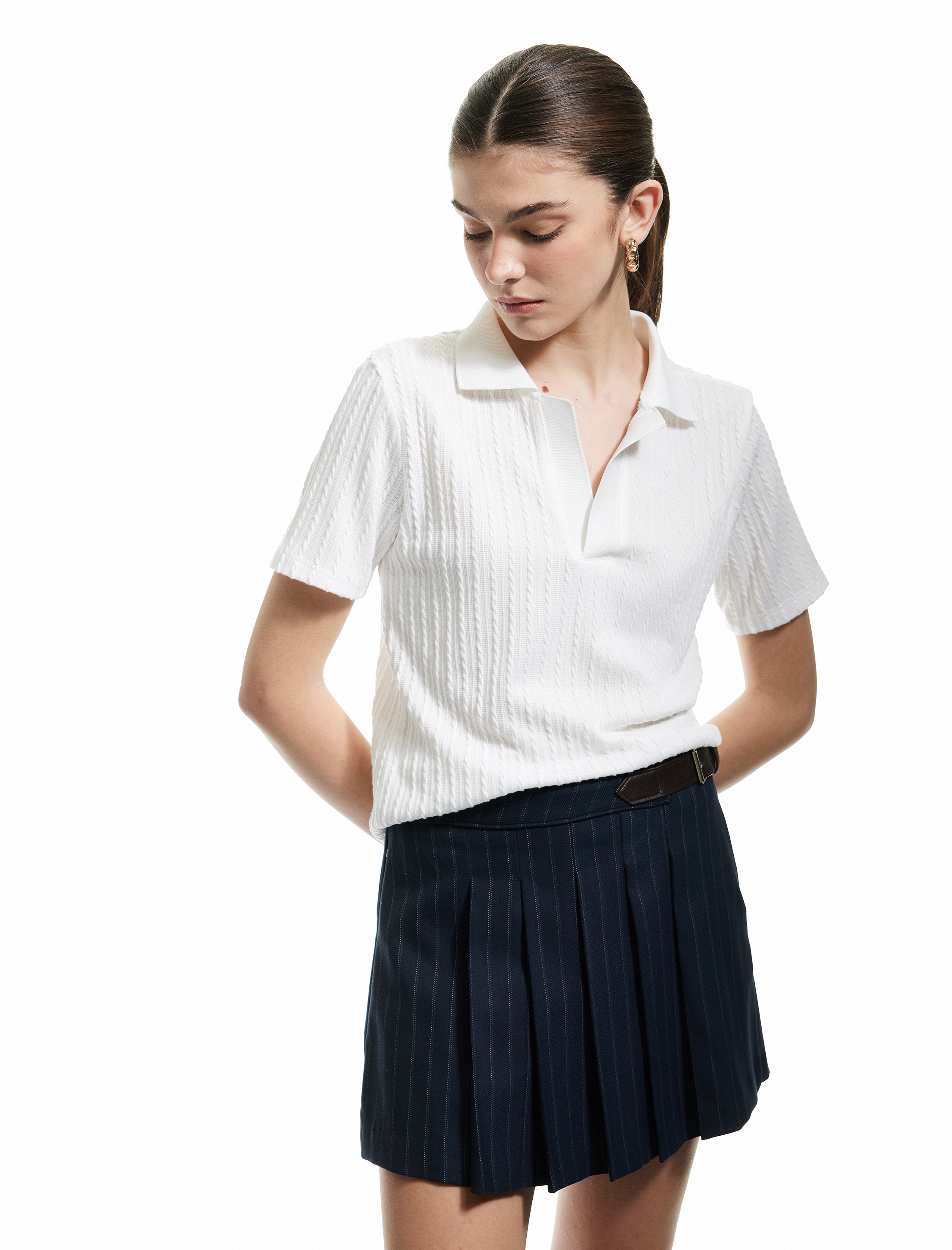   Saç Örgü Dokulu Kısa Kollu Polo Yaka Tişört