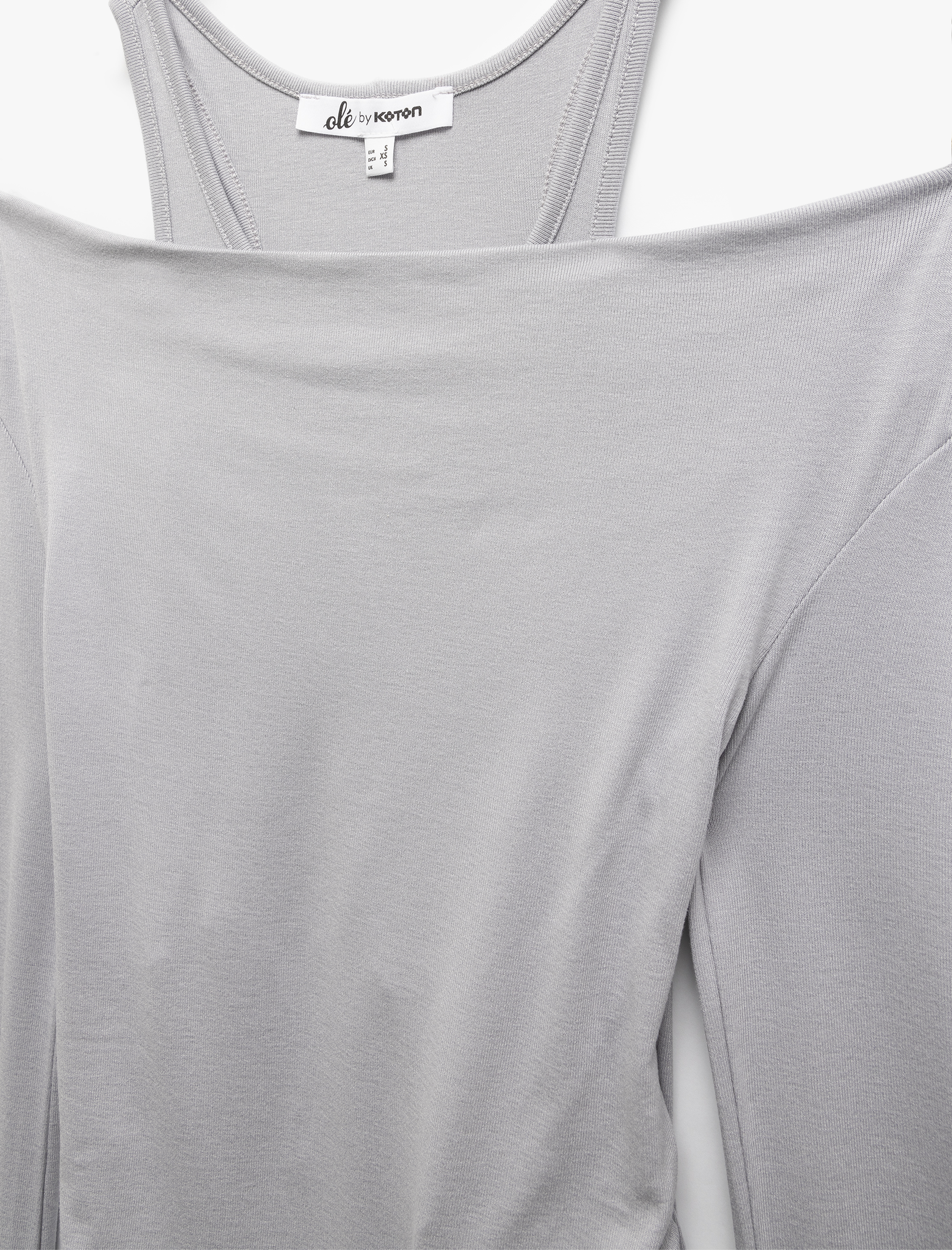   Degaje Yaka Uzun Kollu Askı Detaylı Drapeli Tişört