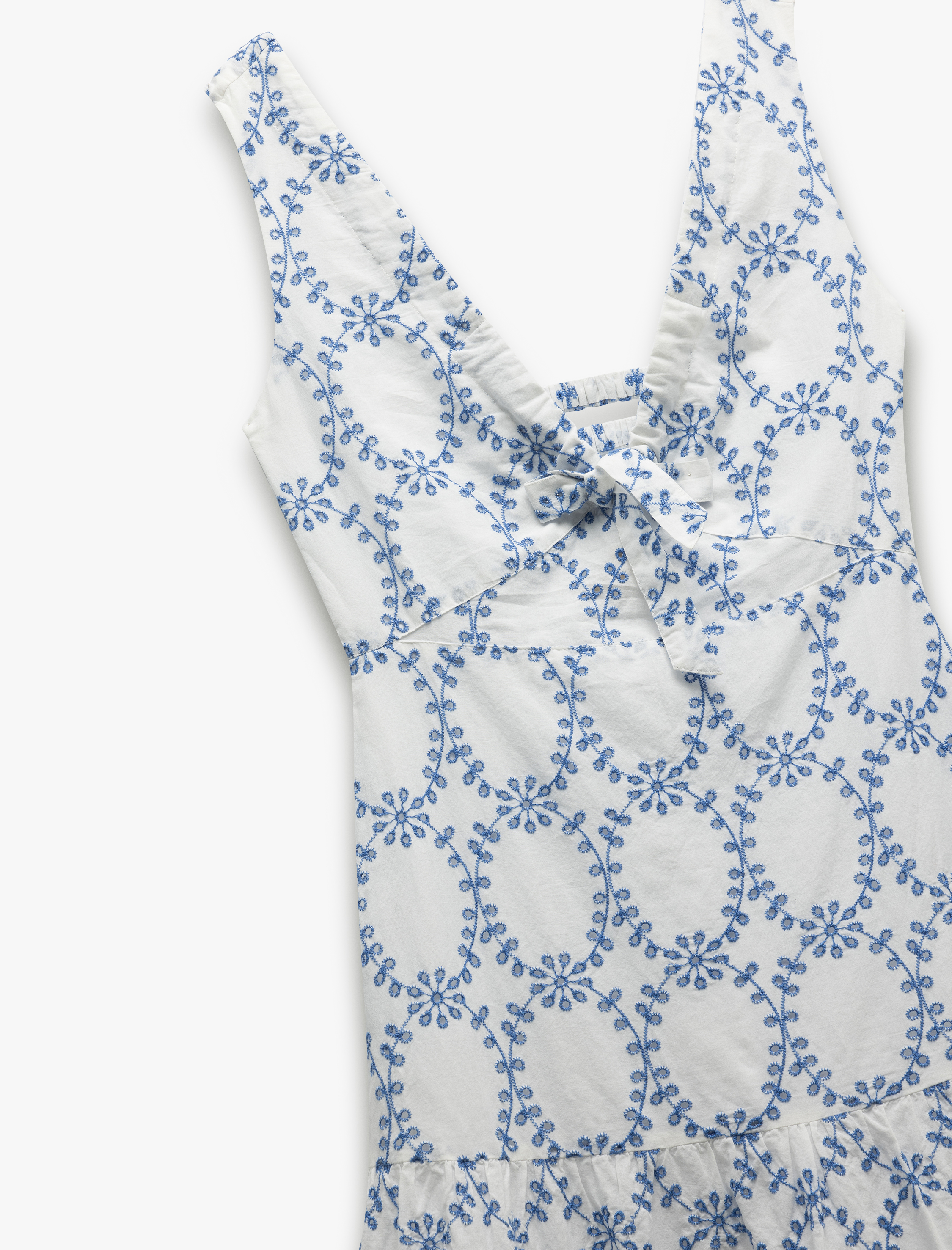   Pamuklu Arkası Pencere Detaylı V Yaka Uzun Çiçekli Fistolu Brodeli Elbise