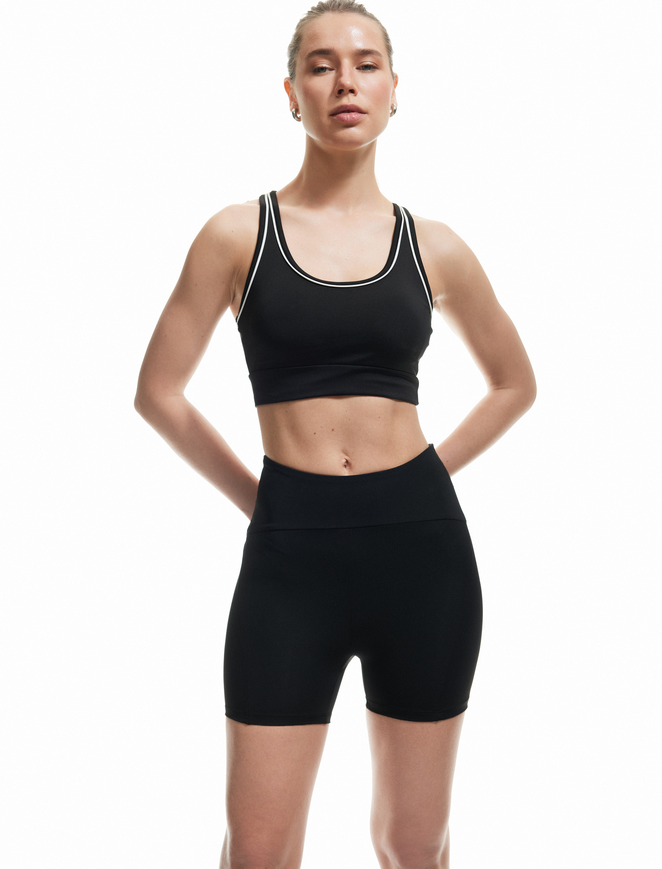   Dikiş Detaylı Kısa Biker İnterlok Spor Tayt