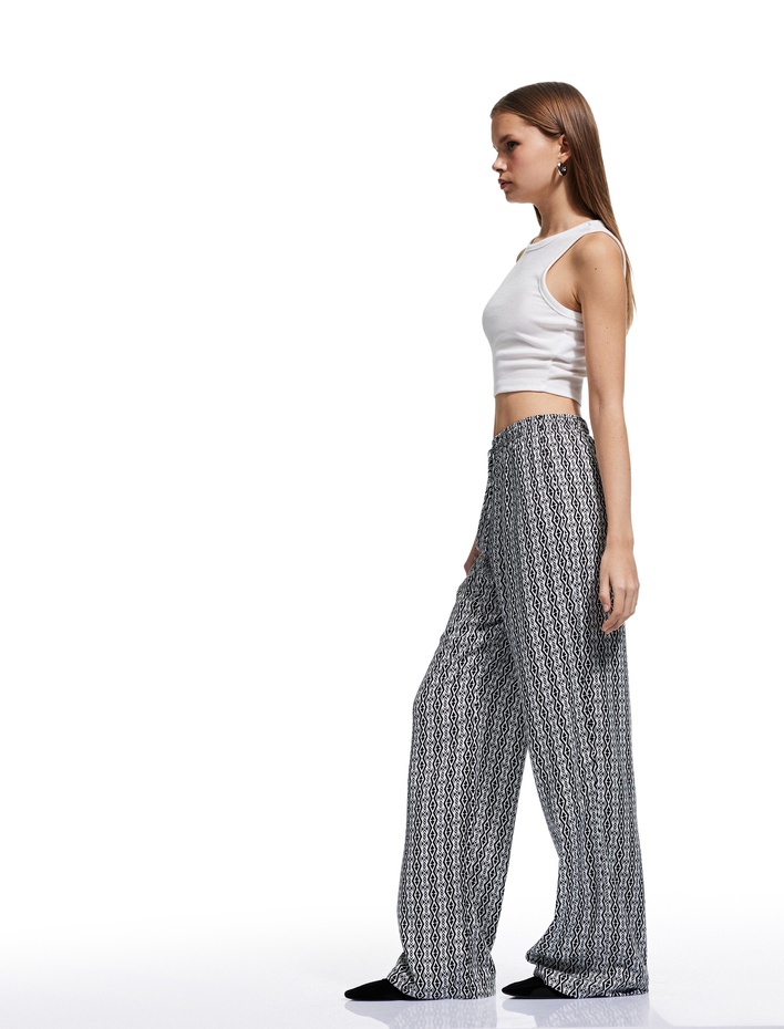 Beli Bağcıklı Viskon Düz Paça Pantolon