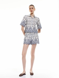 Pamuklu Cepli Fistolu Brodeli Mini Şort