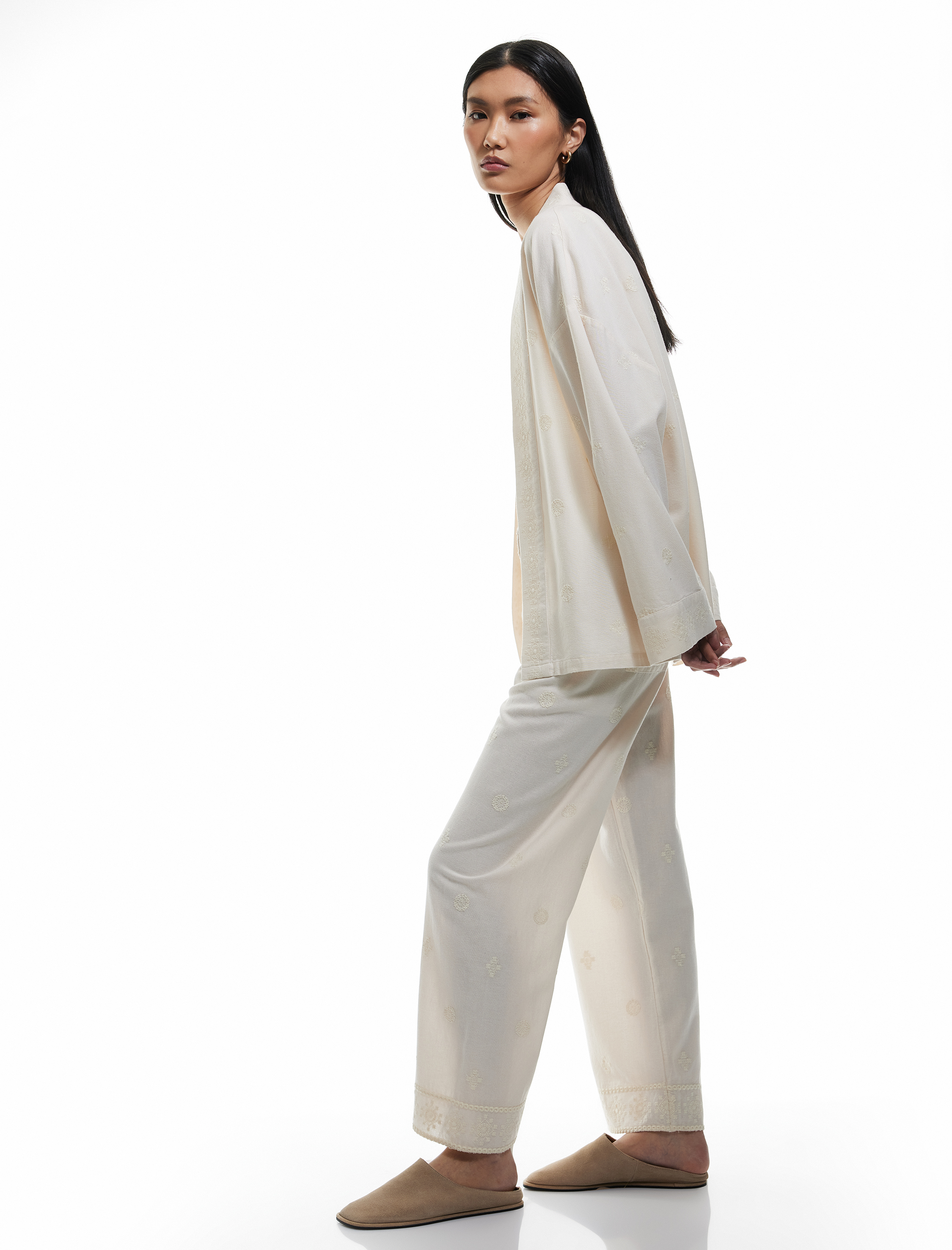   Viskon-Pamuk Karışımlı Nakışlı Yüksek Bel Düz Bol Paça Pantolon