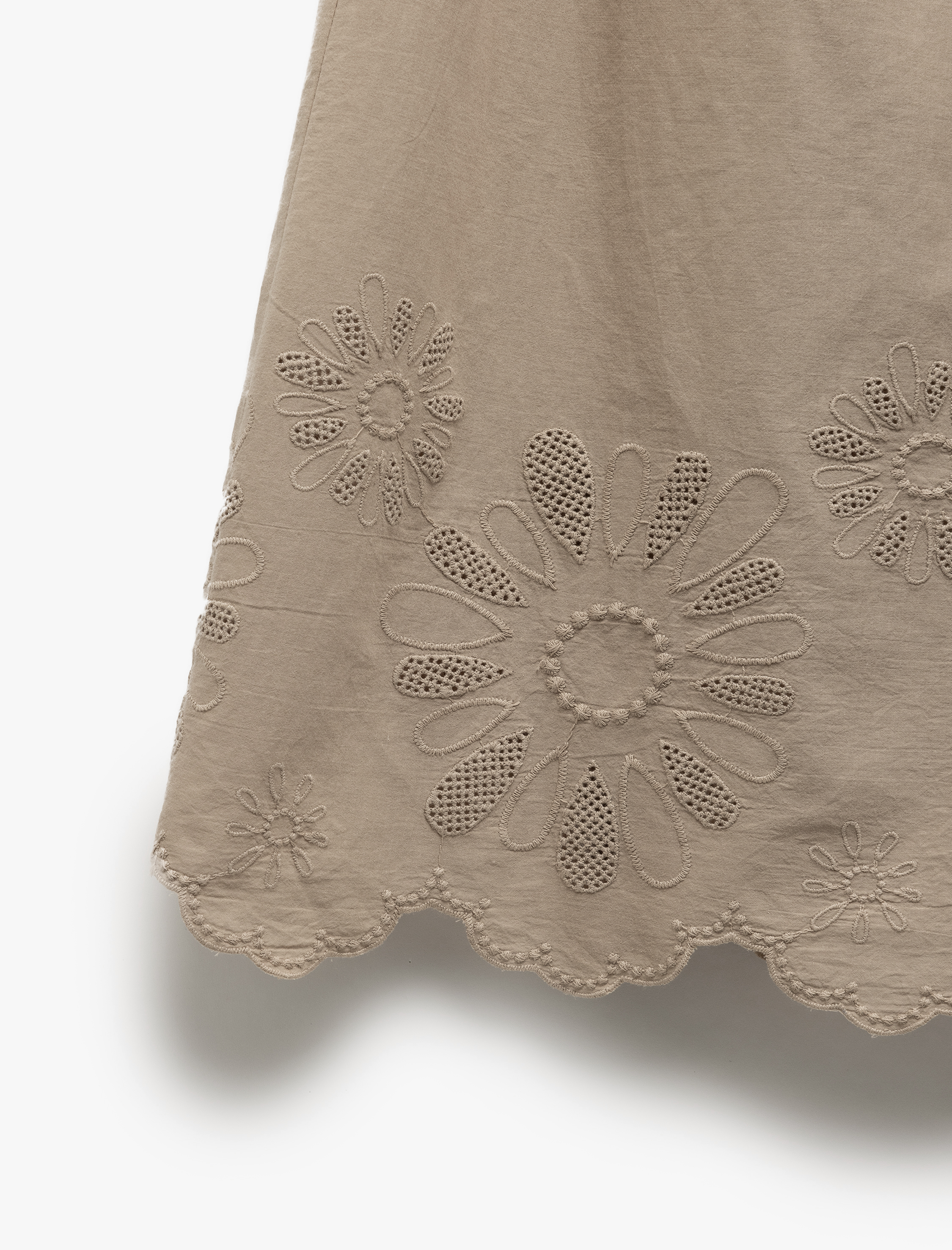   Astarlı Pamuklu Fistolu Brodeli Kloş Uzun Etek