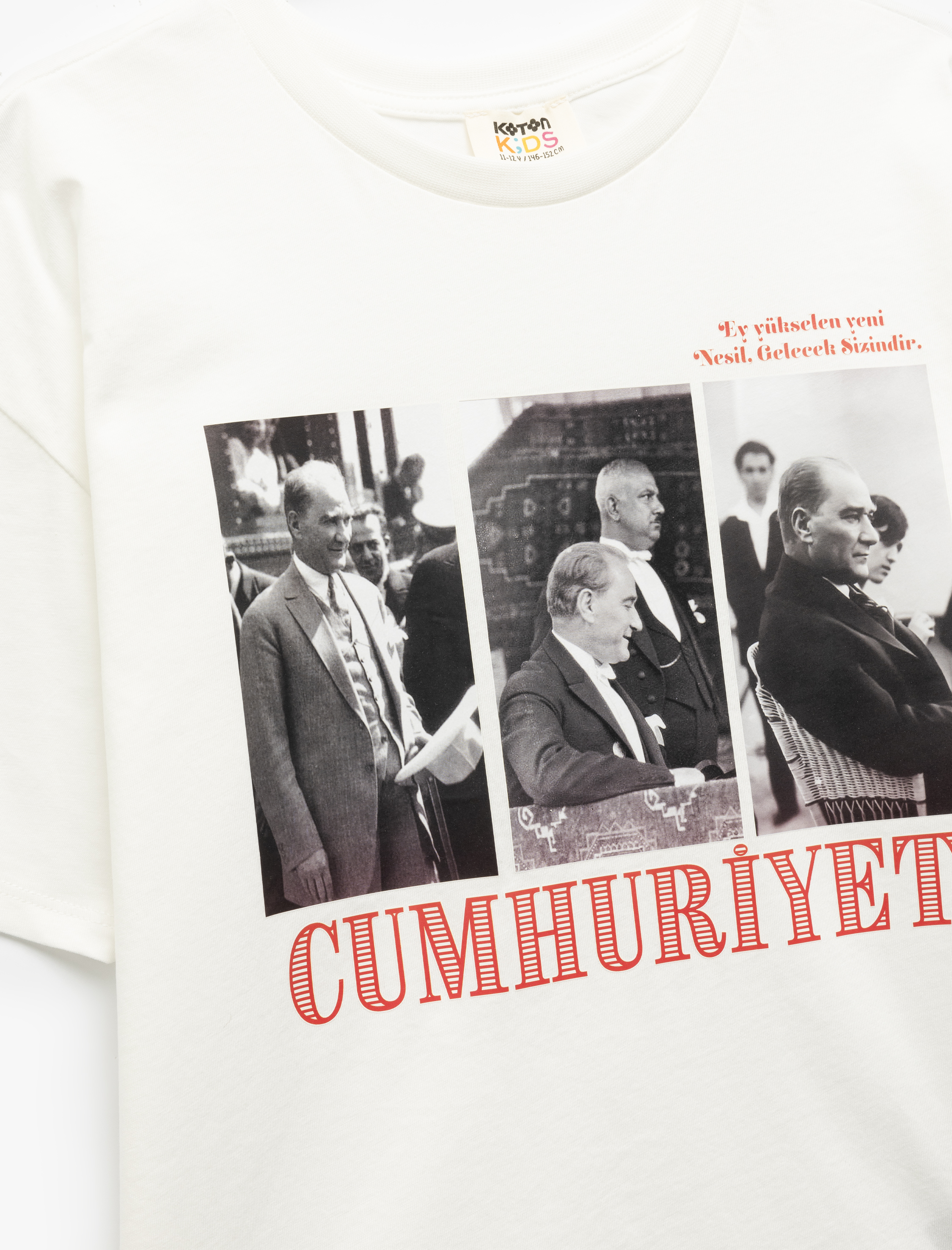  Kız Çocuk Atatürk Baskılı Kısa Kollu Bisiklet Yaka Pamuklu Tişört