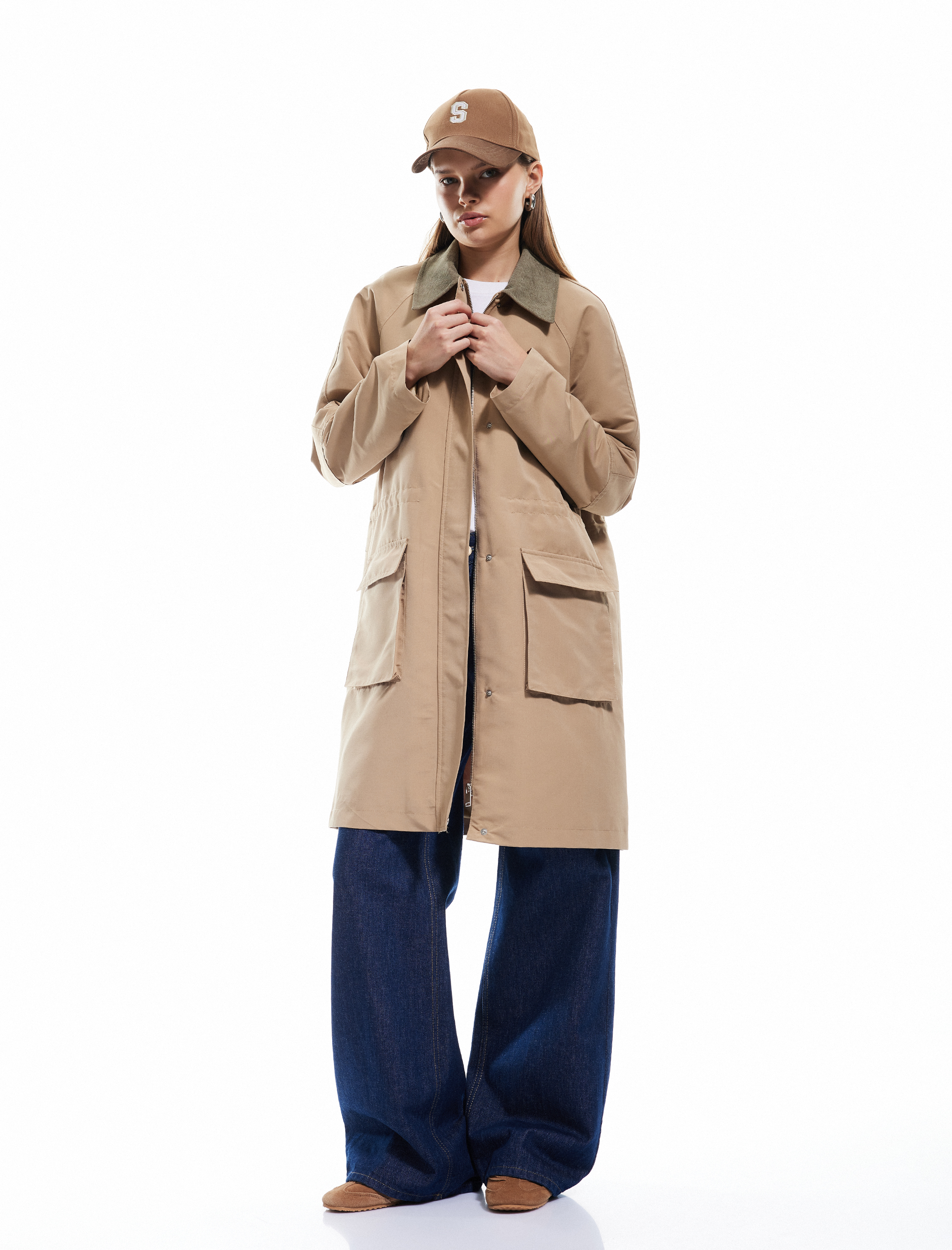   Fermuarlı Cepli Yaka Detaylı Uzun Trençkot