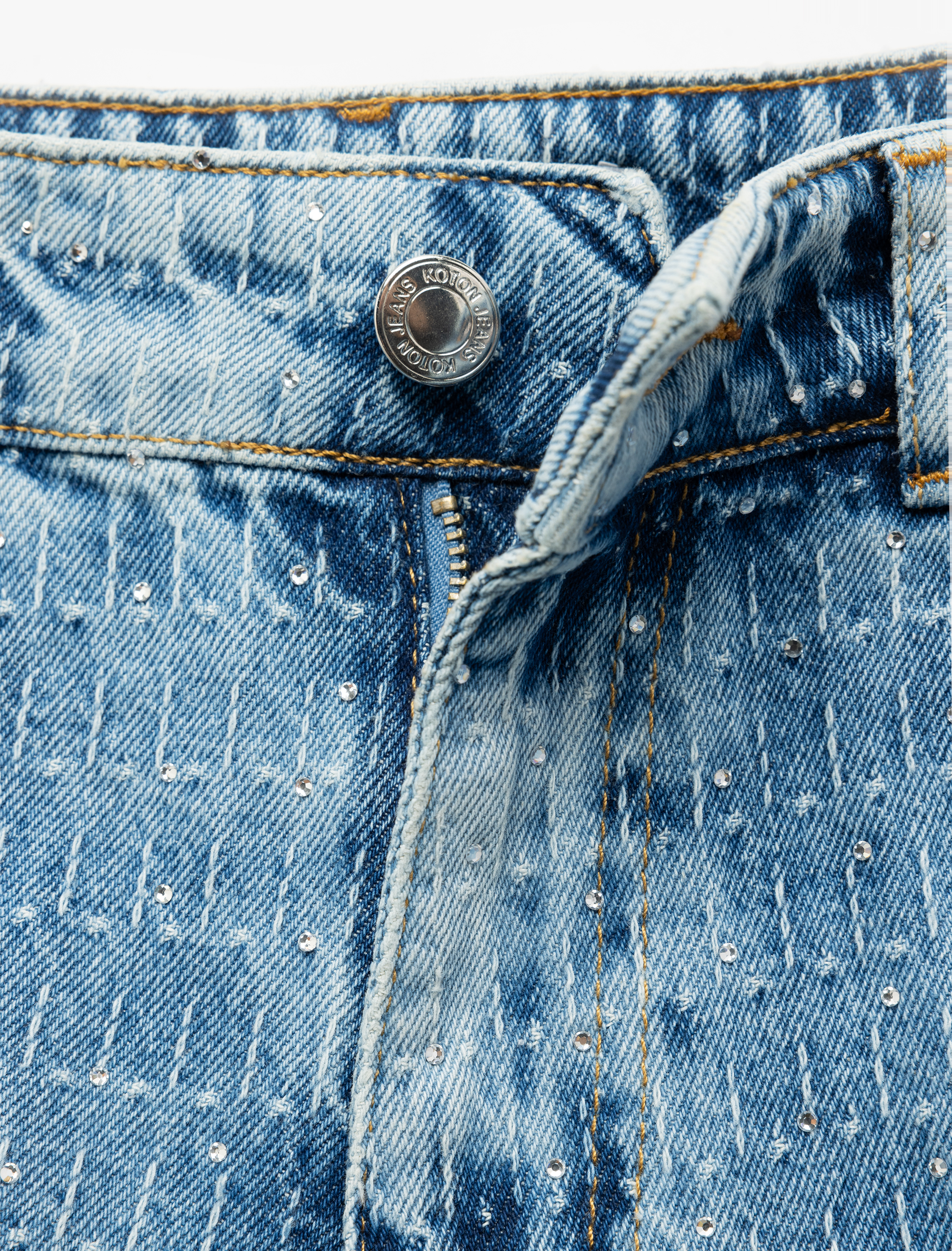   Normal Bel Taş Detaylı Pamuklu Mini Denim Şort